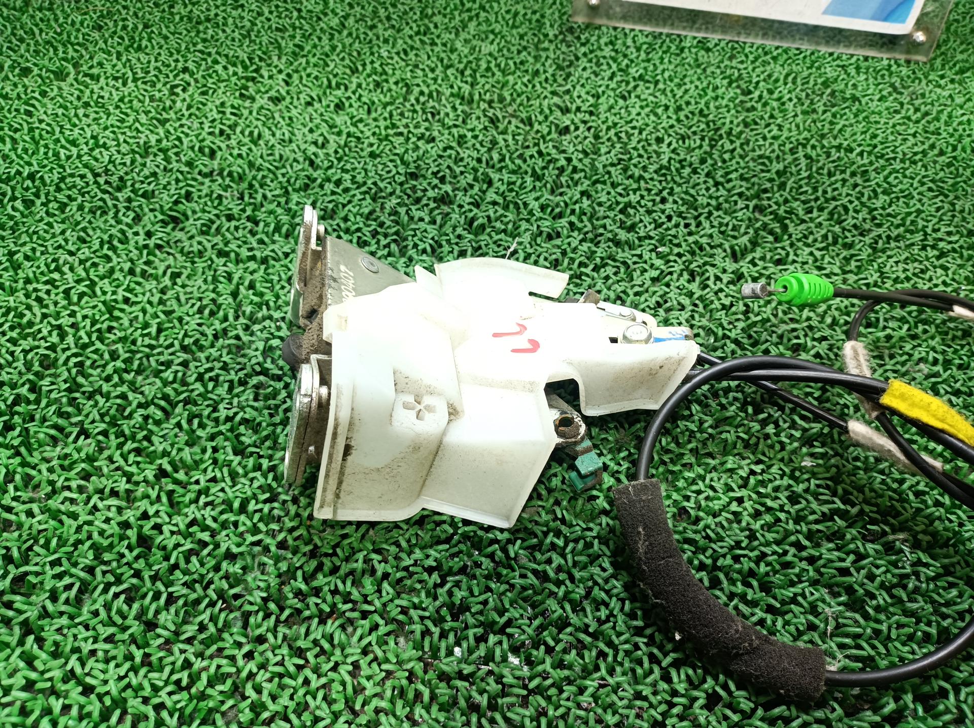 トヨタ 左リアドアロック アルファード DBA-ANH20W, 2009