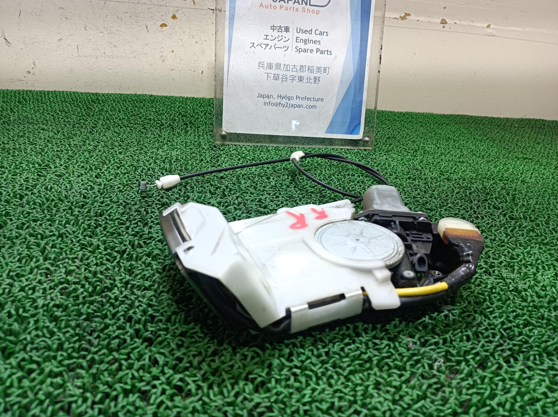 トヨタ 右 リアドアロック アルファード DBA-ANH20W, 2009