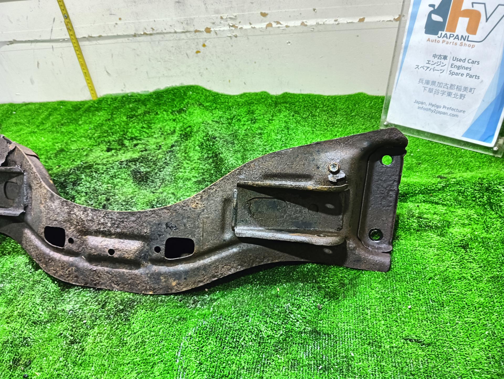 トヨタ フロントクロスメンバー セリカ カムリ E-TA46,