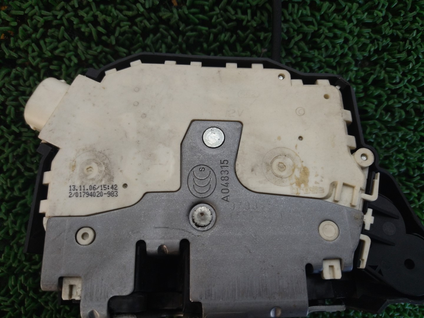 GH-RF16 RF16 R52 クーパーカブリオ フロントドアロック 右 2007 走行94492Km