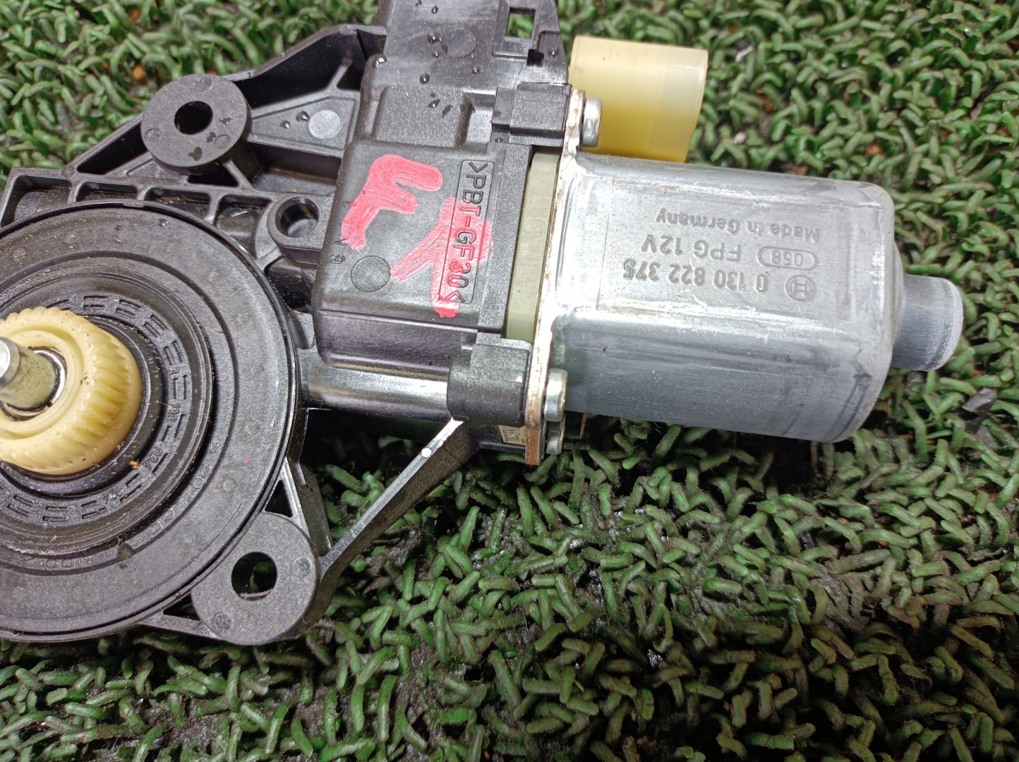 ミニ フロントウィンドウレギュレーターモーター 右 ワン ABA-ME14 ME14 R55 2007