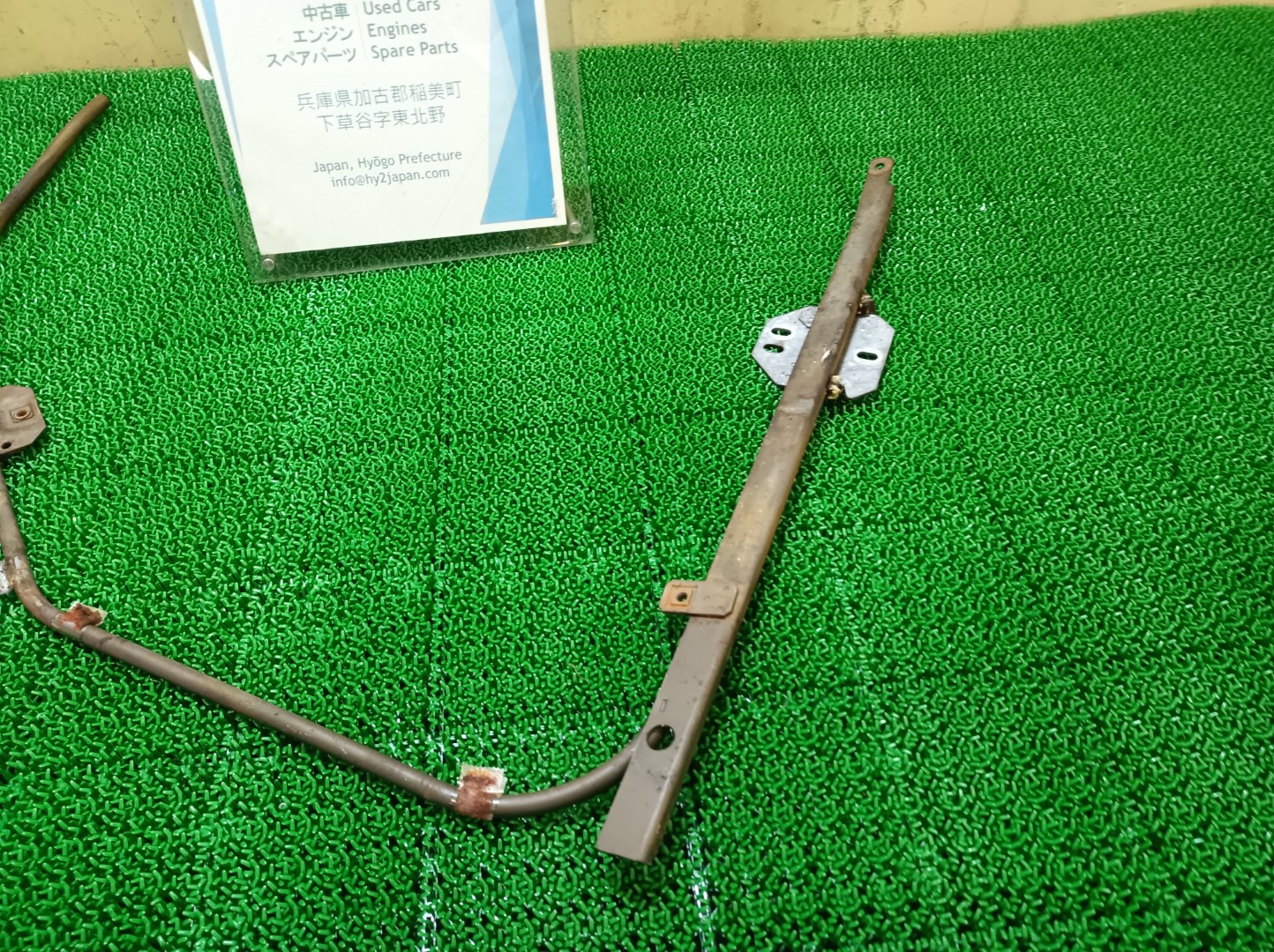 フォルクスワーゲン フロントウィンドウレギュレーターモーター 左 ビートル 1303S 1971-1974
