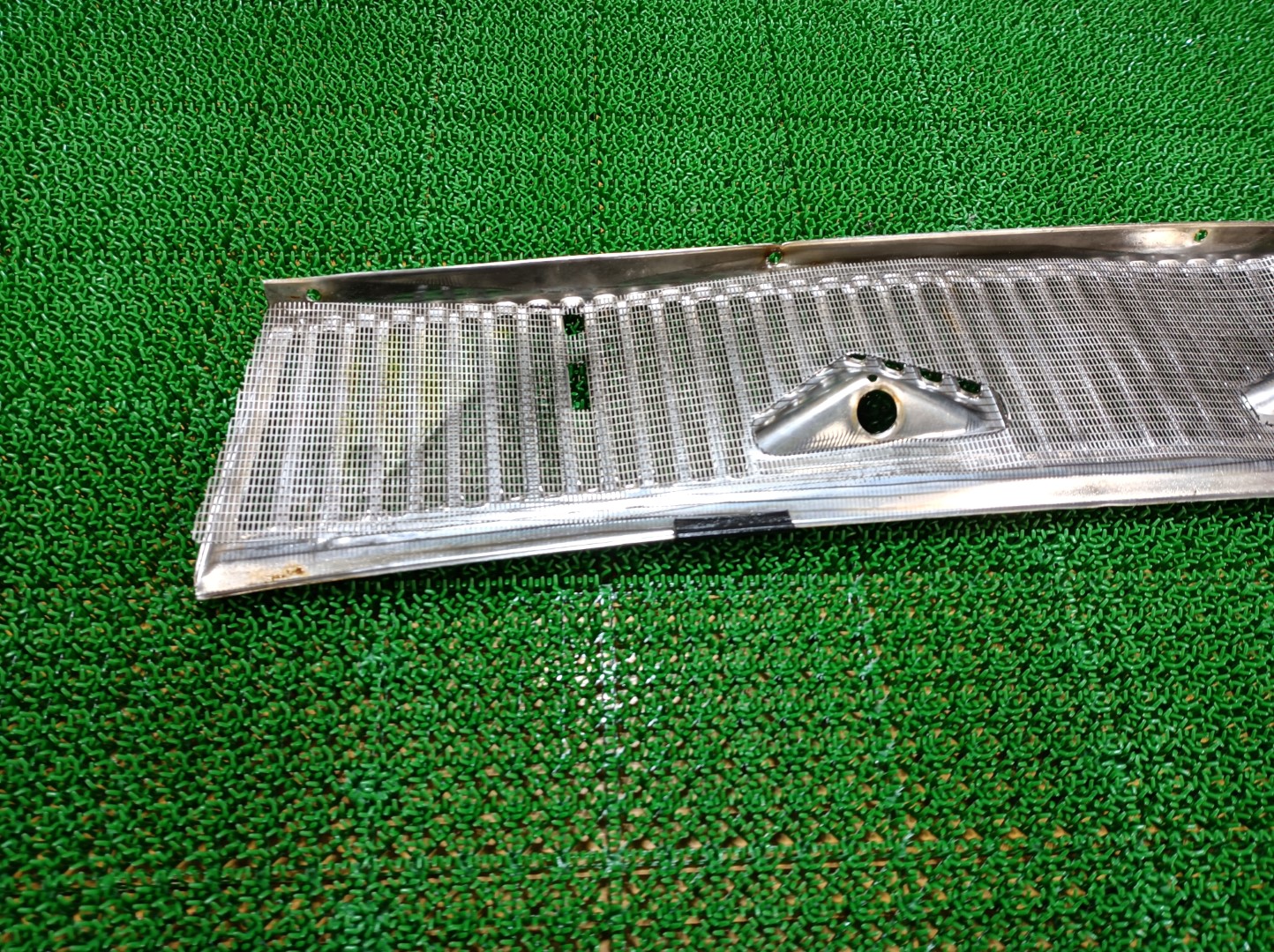 希少 メルセデスベンツ カウルパネルカバー 450E W116 1973