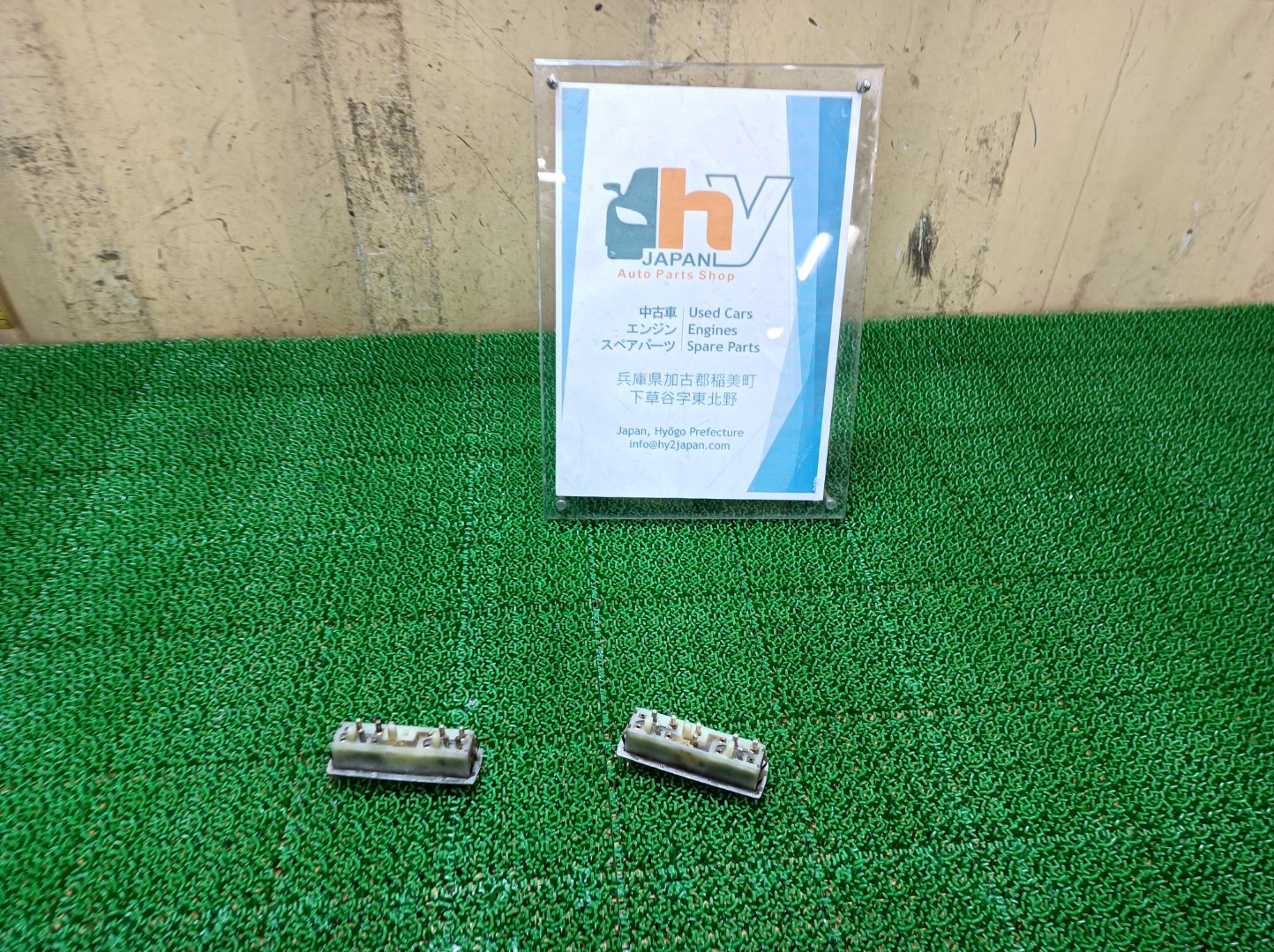 希少 メルセデスベンツ フロントドアパワーウィンドウスイッチ 左右 450E W116 1973