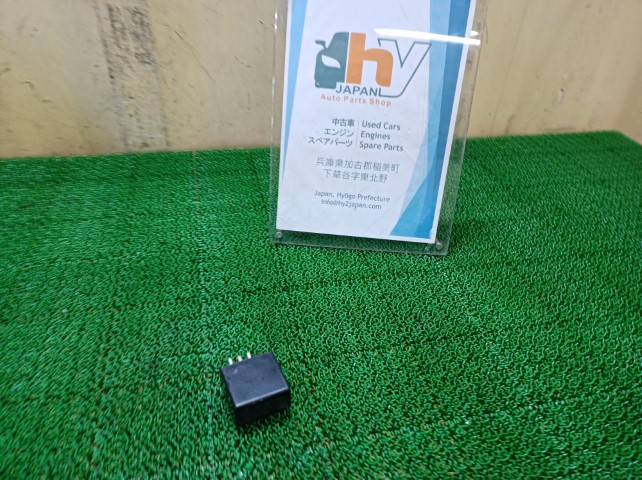 希少 メルセデスベンツ ワイパーリレー 450SE W116 1973