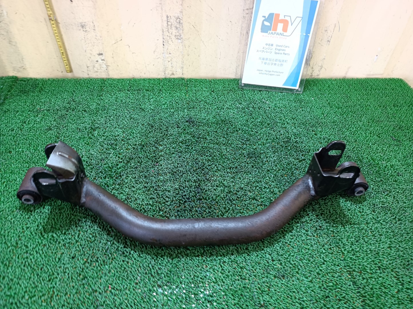 希少 メルセデスベンツ フロントクロスメンバー 450SE W116 1973