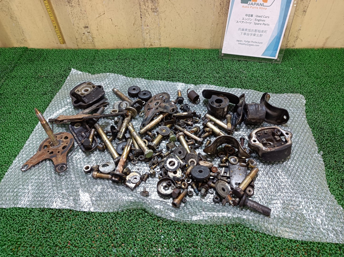希少 メルセデスベンツ サスペンションボルト＆ナット 450SE W116 1973