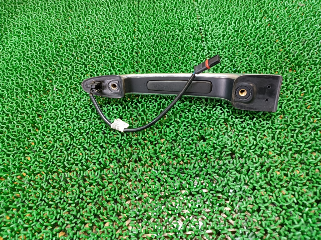 ミニ リアドアアウターハンドル 右 クーパーS DBA-ZF16 ZF16 2012