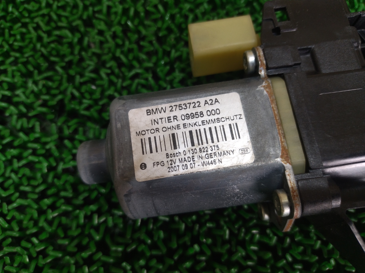 ミニ フロントウィンドウレギュレーターモーター 右 クーパーS ABA-MF16S MF16S R55 2007