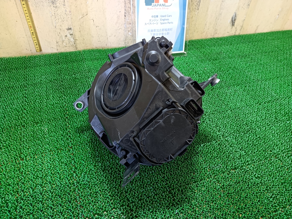 ミニ ヘッドライト 右 ワン DBA-SR16 SR16 R56 ミニクラブマン/ R55,R55 LCI 、ミニカブリオ/ R57,R57 LCI 、ミニロードスター/ R59 2011