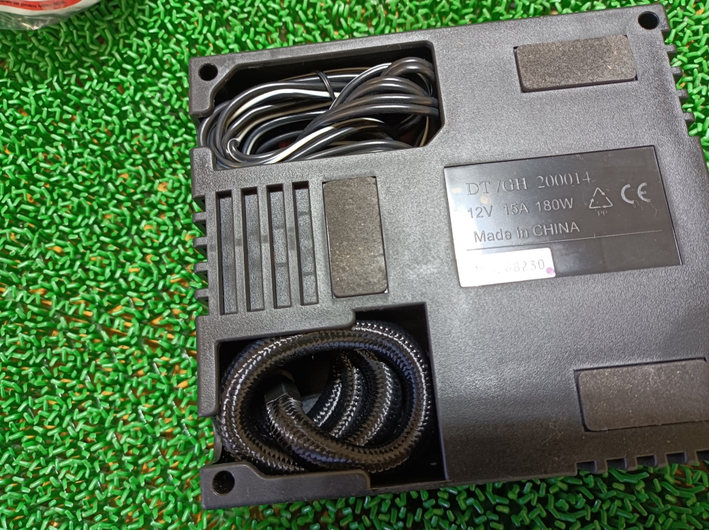 ミニ タイヤ空気入れコンプレッサー タイヤコンプレッサ ワン DBA-SR16 SR16 2011
