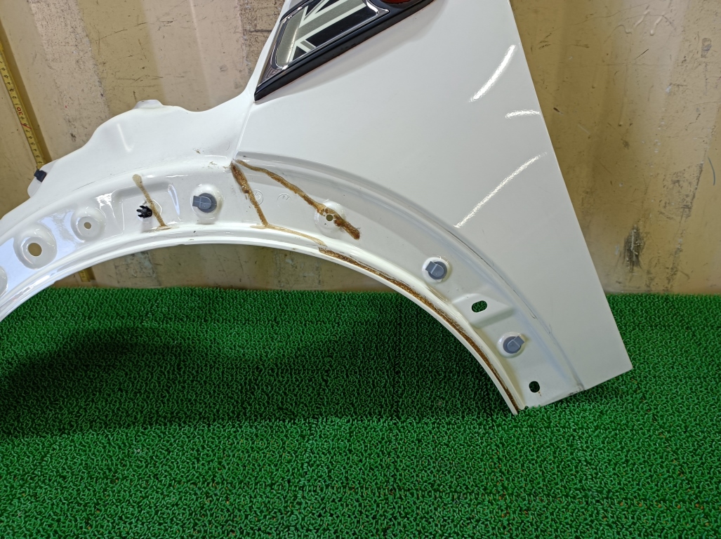 ミニ フロントフェンダー 左 ワン DBA-SR16 SR16 R56 MINIクラブマン/R55,R55 LCI MINI カブリオ/R57,R57 LCI MINIロードスター/R59 2011