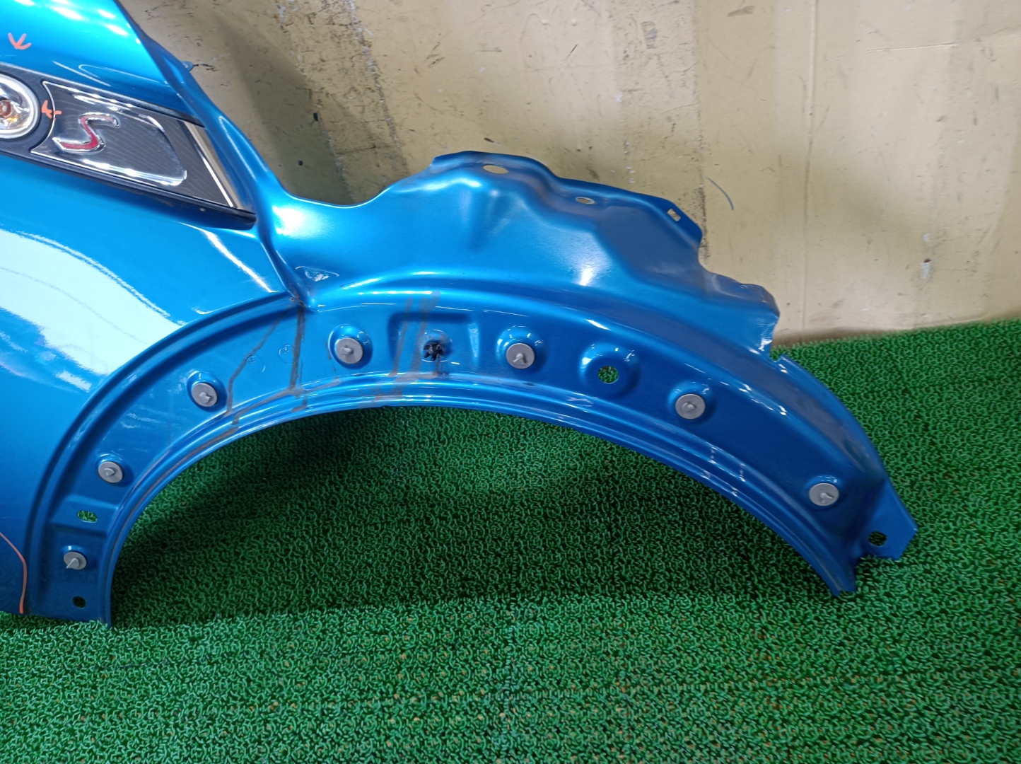 ミニ フロントフェンダー フェンダーパネル 右 クーパーS ABA-MF16S MF16S MINI クラブマン / R55 MINI クラブマン / R55 LCI ミニ カブリオ / R57 MINI ロードスター / R59 2007