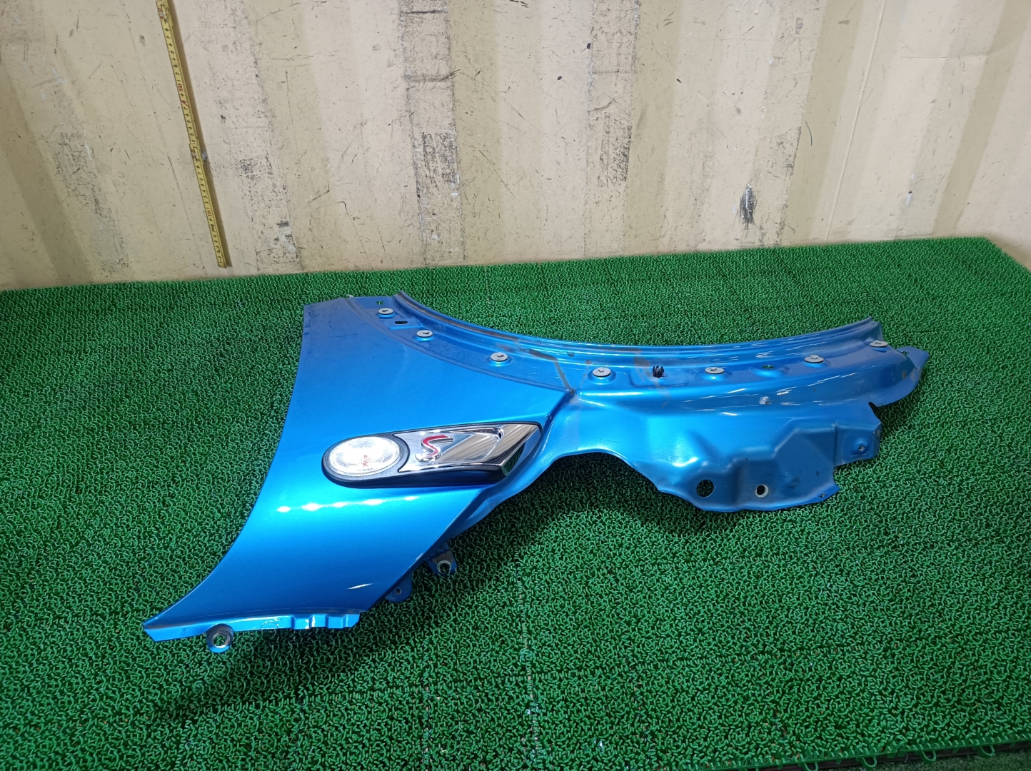 ミニ フロントフェンダー フェンダーパネル 左 クーパーS ABA-MF16S MF16S MINI クラブマン / R55 MINI クラブマン / R55 LCI ミニ カブリオ / R57 MINI ロードスター / R59 2007