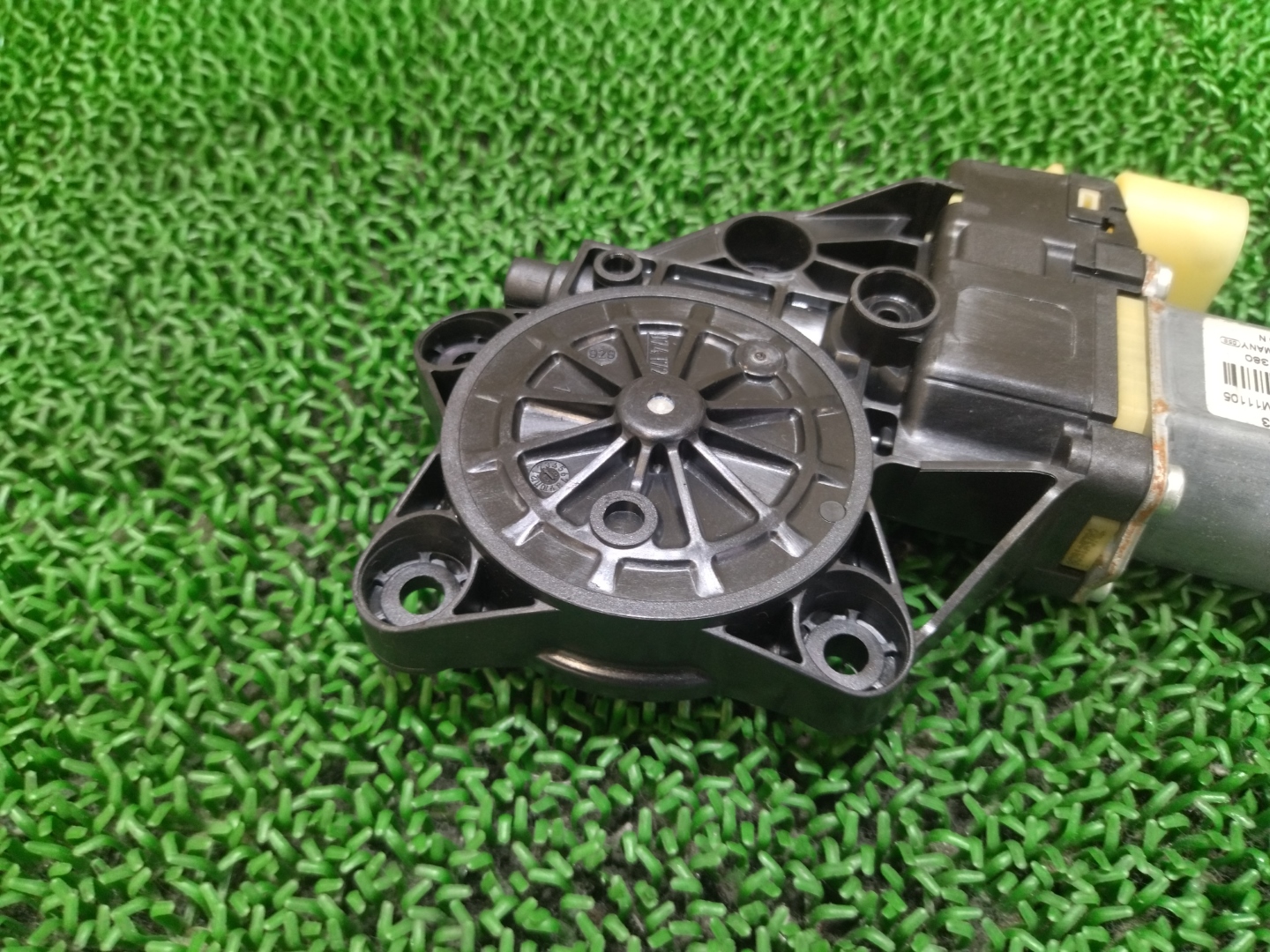 ミニ フロントウィンドウレギュレーターモーター 左 クーパーS ABA-MM16 MM16 R56,R57,R58,R59 2008