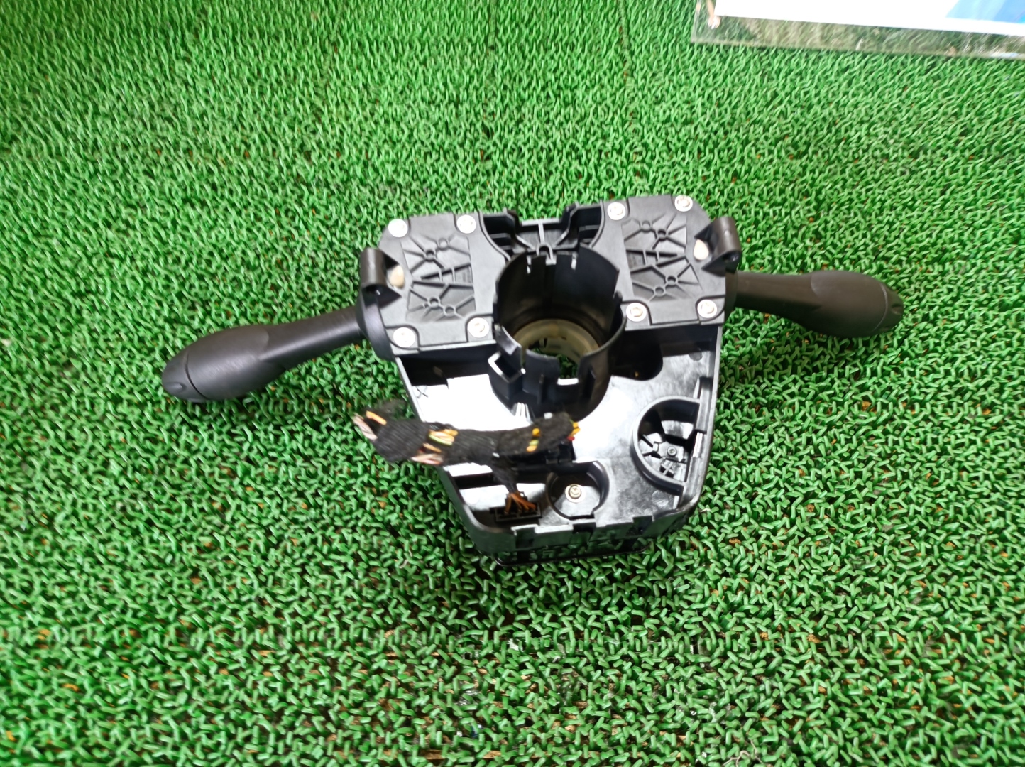 ミニ コンビネーションスイッチ クーパーS DBA-ZG16 ZG16 ミニ/ R56 ミニカントリーマン / R60 ミニペースマン / R61 2011