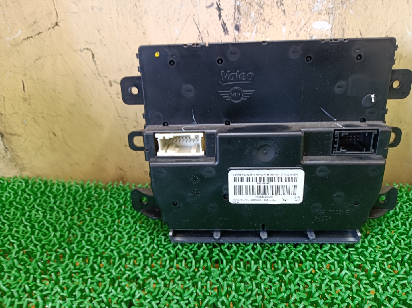 ミニ ヒーターコントロールパネル エアコンスイッチパネル クーパーS ABA-MF16S MF16S ミニ クラブマン / R55 2008