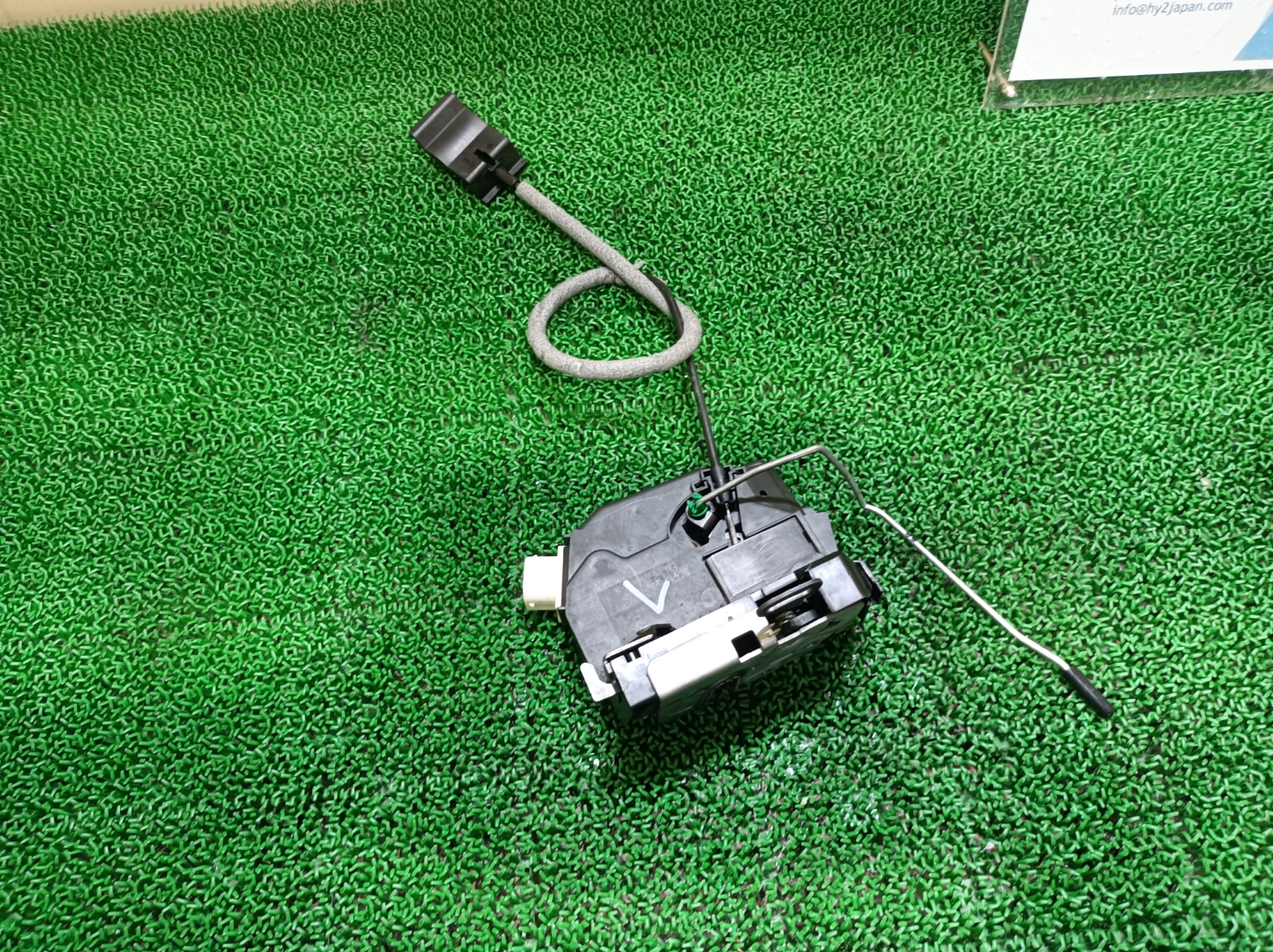 ミニ フロントドアロック 左 クーパー S ABA-MF16S MF16S ミニ クラブマン / R55 ミニ カブリオ / R57 2007