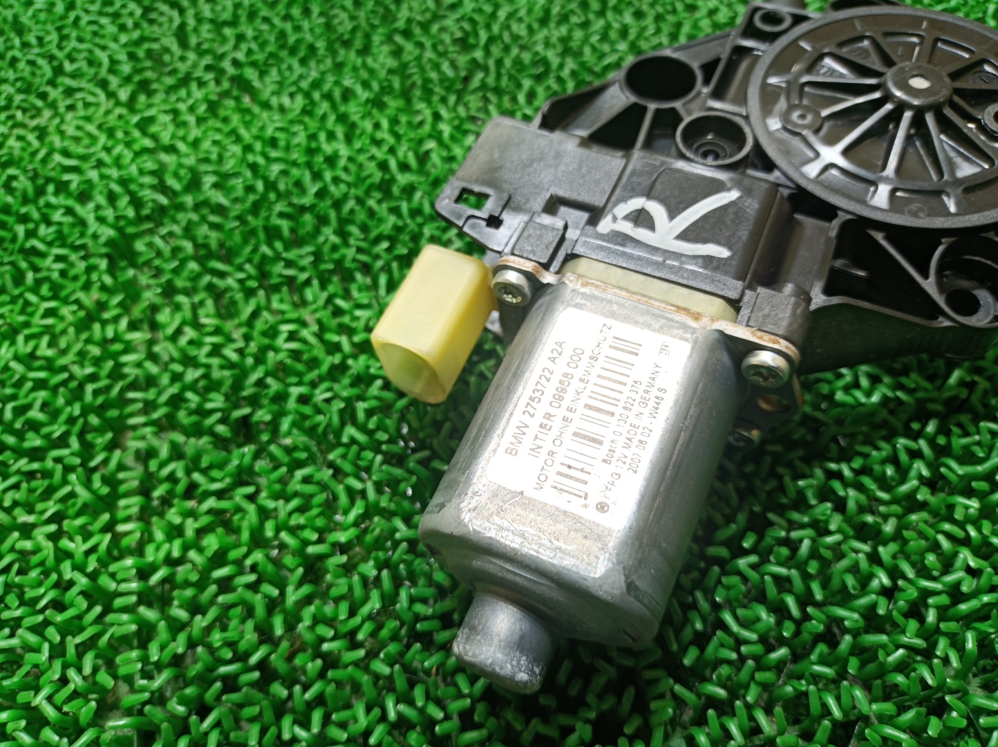 ミニ フロントウィンドウレギュレータモーター 右 クーパー S ABA-MF16S MF16S クラブマン / R55 カブリオ / R57 2007