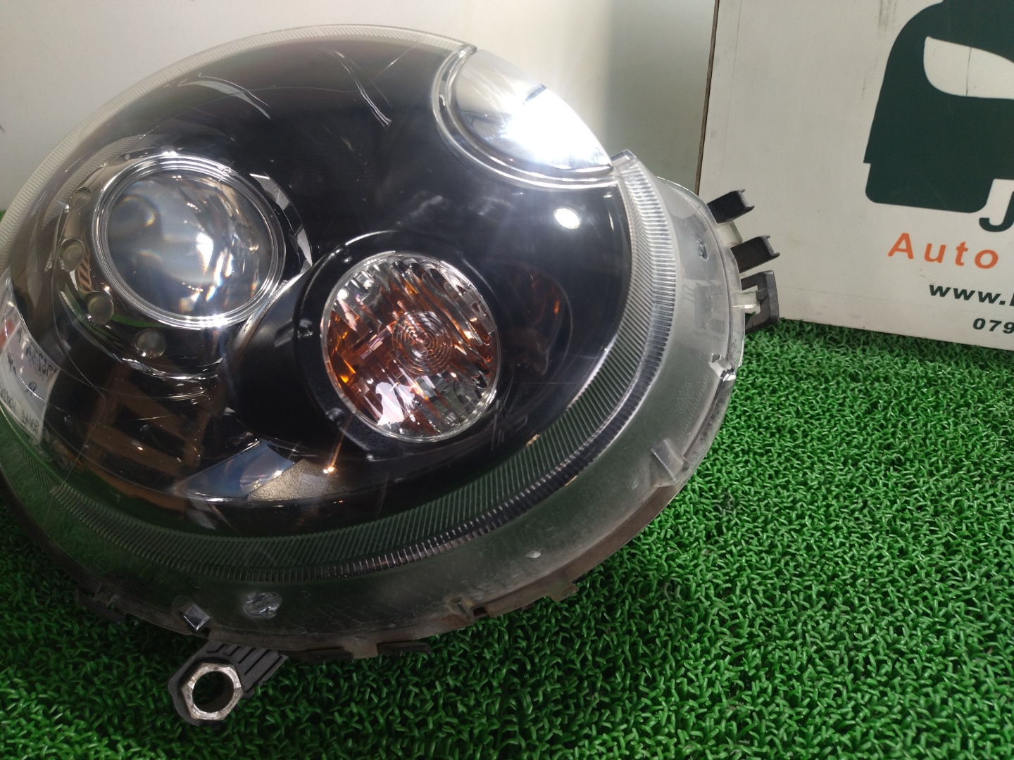 ミニ ヘッドライト ヘッドランプ 右 クーパーS DBA-ZG16 ZG16 R56 ミニカブリオ / R57 ミニクーペ / R58 ミニ ロードスター / R59 2013