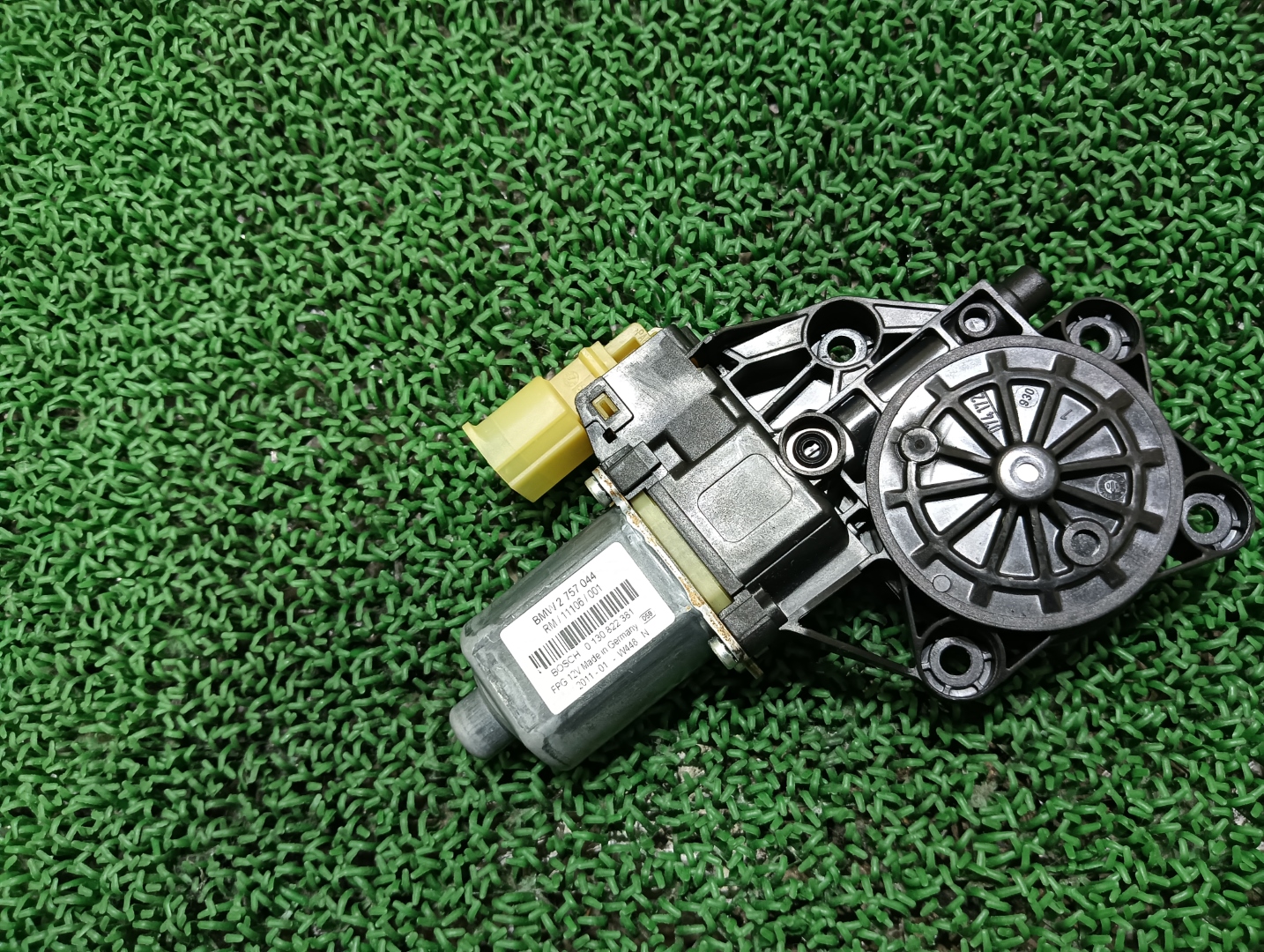ミニ フロントウィンドウレギュレータモーター 右 ワン CBA-SR16 SR16 2011