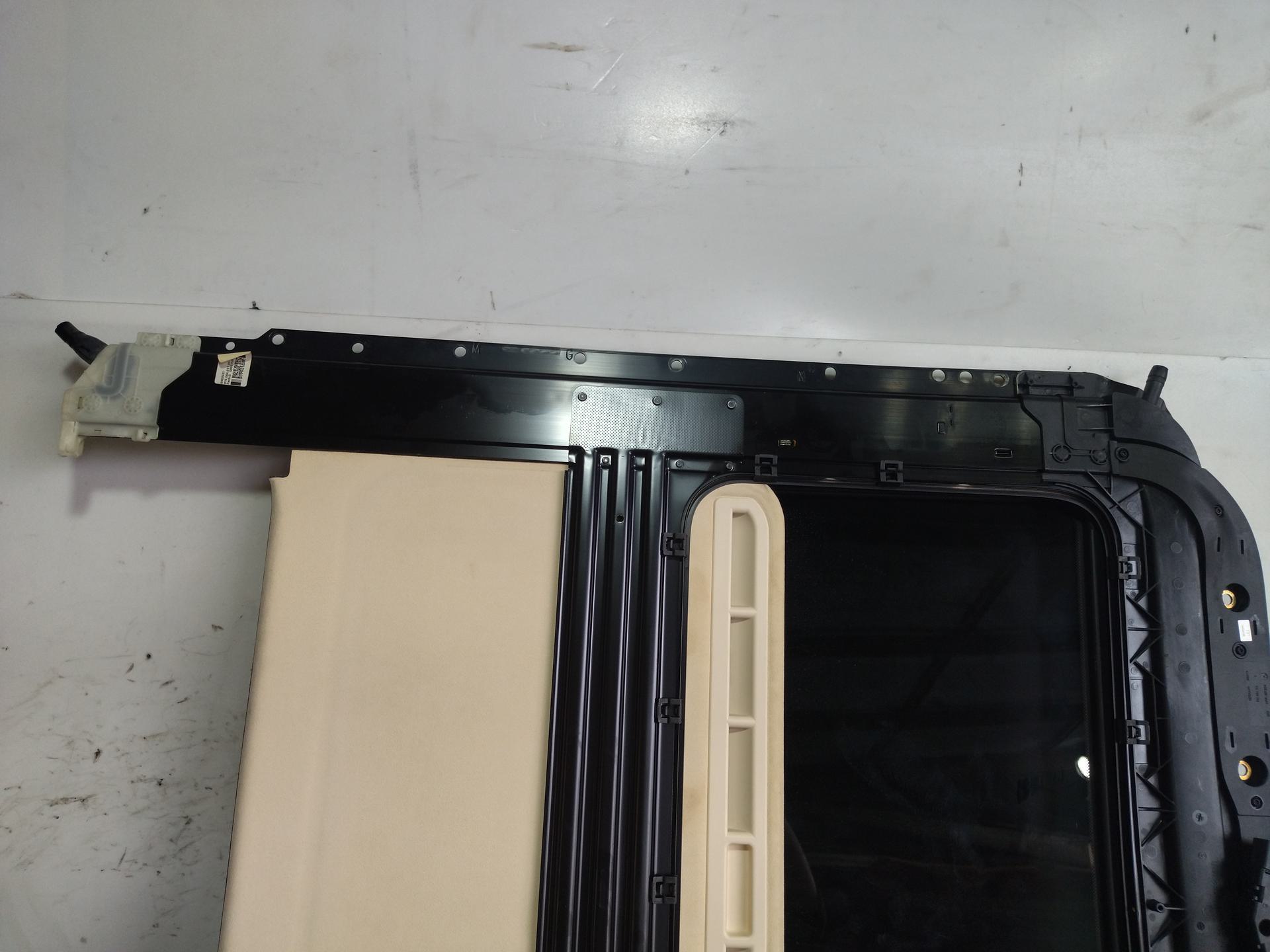 ポルシェ サンルーフフレーム パナメーラ 4S ABA-970M48A 970M48A 2010