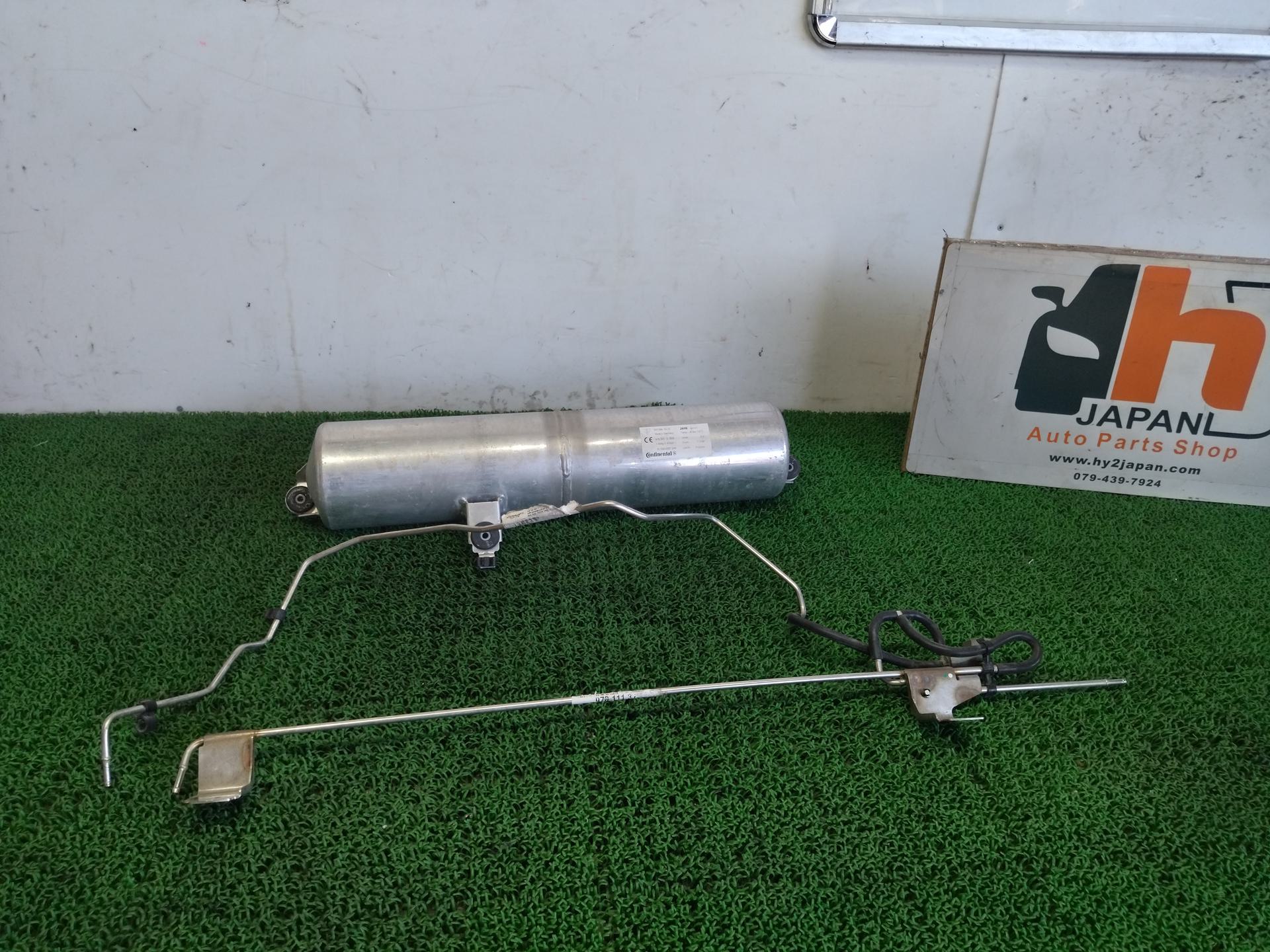 ポルシェ 空気圧 アキュムレーター パナメーラ 4S ABA-970M48A 970M48A 2010