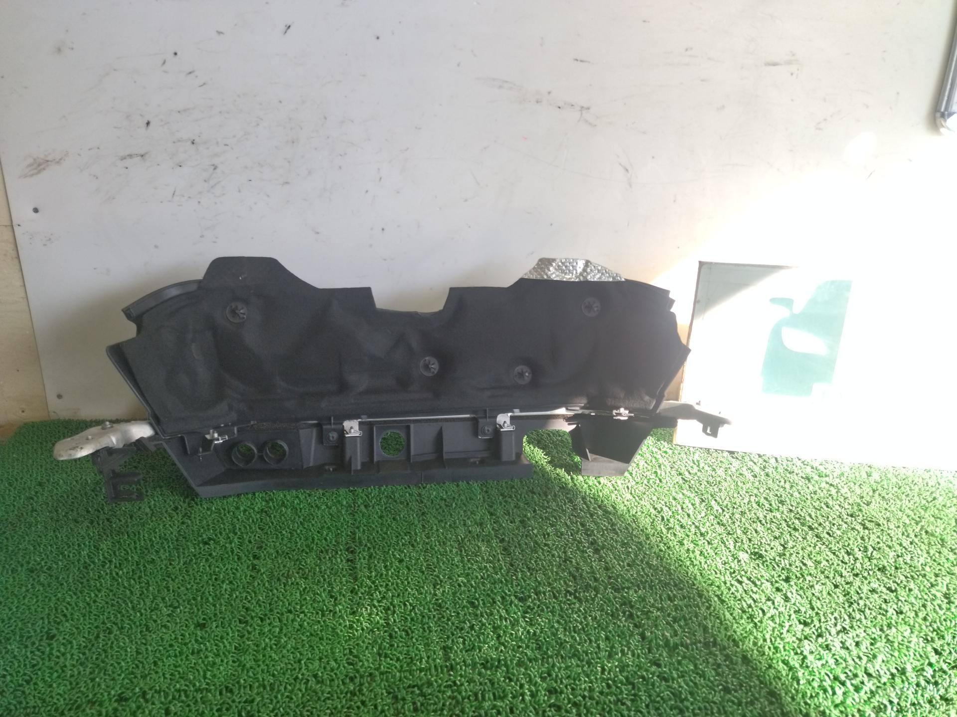 ポルシェ フロントサスペンション メンバーブレース パナメーラ 4S ABA-970M48A 970M48A 2010