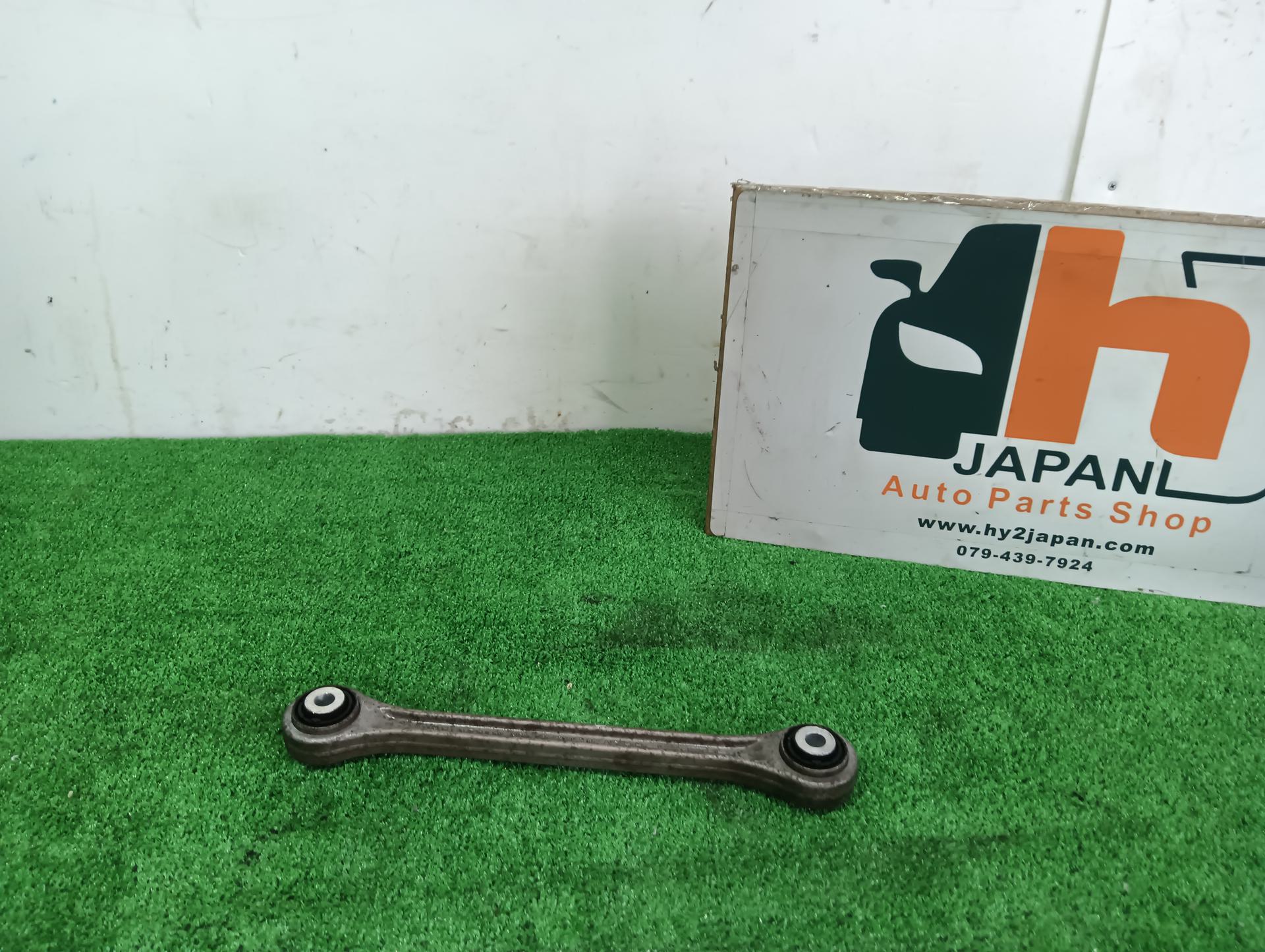 ポルシェ リアコントロールアーム 右 パナメーラ 4S ABA-970M48A 970M48A 2010