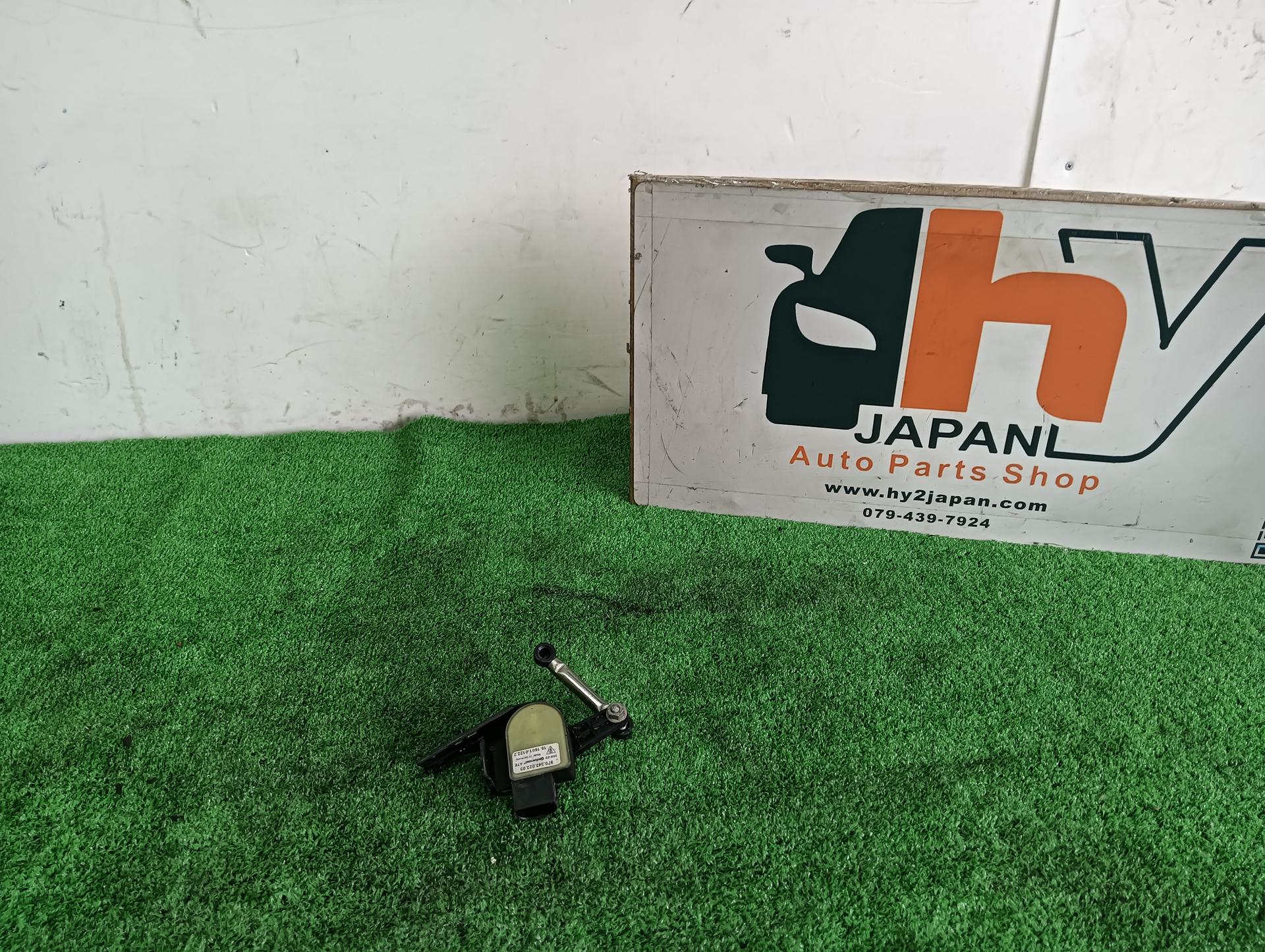 ポルシェ フロントハイトセンサー 右 パナメーラ 4S ABA-970M48A 970M48A 2010