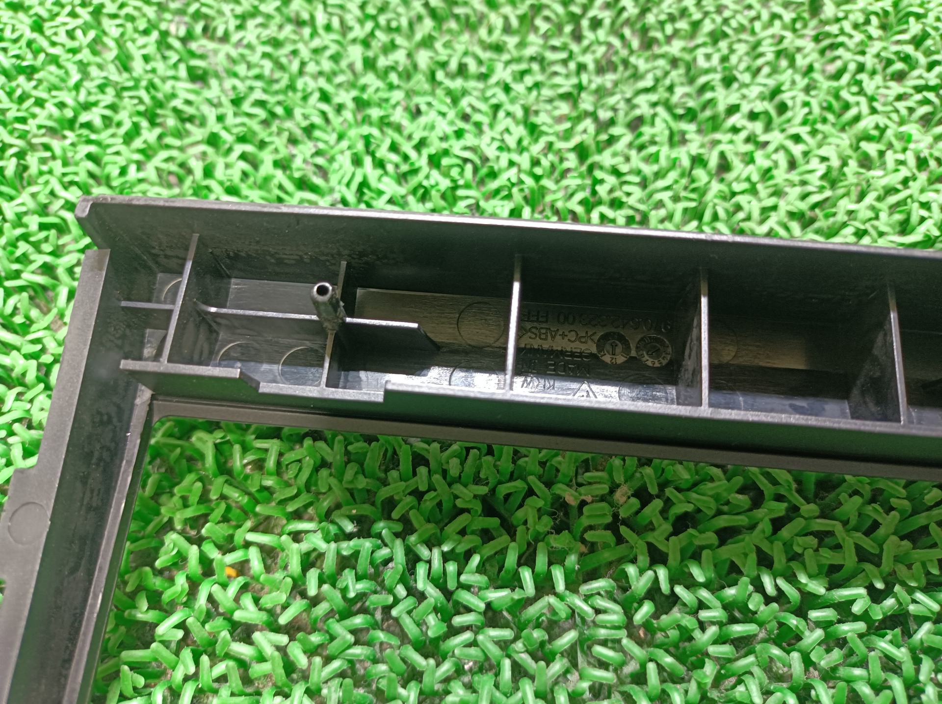 ポルシェ マルチモニター周りトリム パナメーラ 4S ABA-970M48A 970M48A 2010