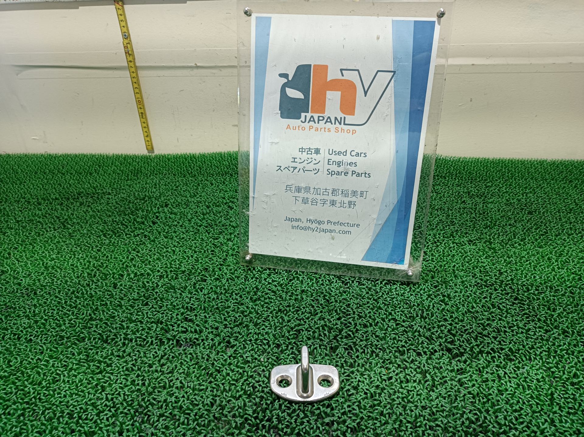 ポルシェ フロントドアロックストライカー 左 パナメーラ 4S ABA-970M48A 970M48A アウディ A4/ 8E2, 8E5, 8EC, 8ED, 8HE 2010