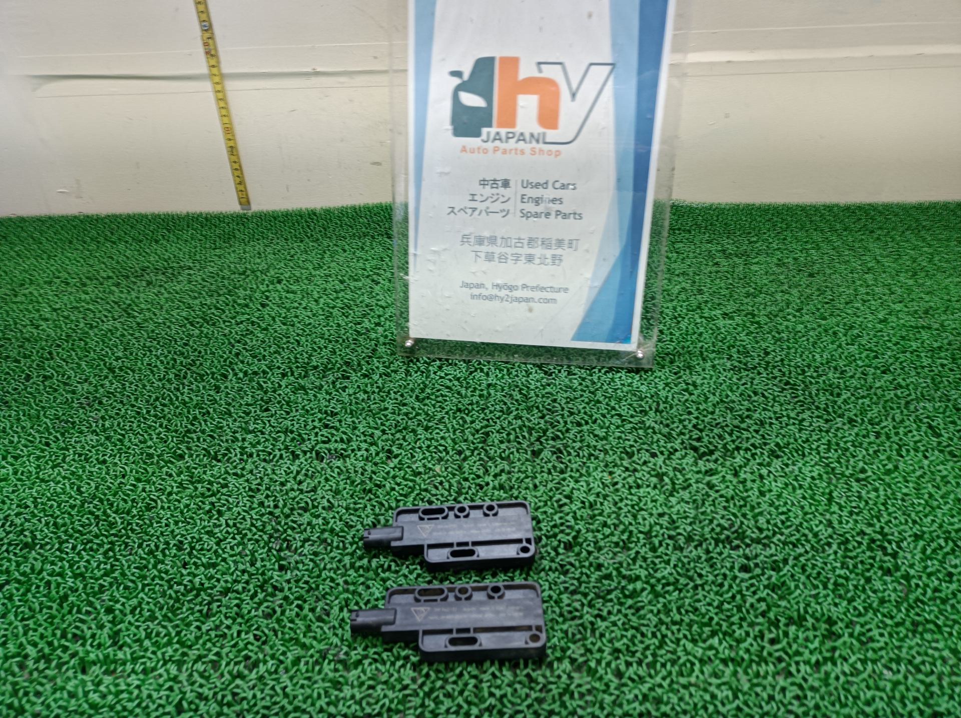ポルシェ キーレスエントリーアンテナ パナメーラ 4S ABA-970M48A 970M48A ポルシェ カイエン 958 2010