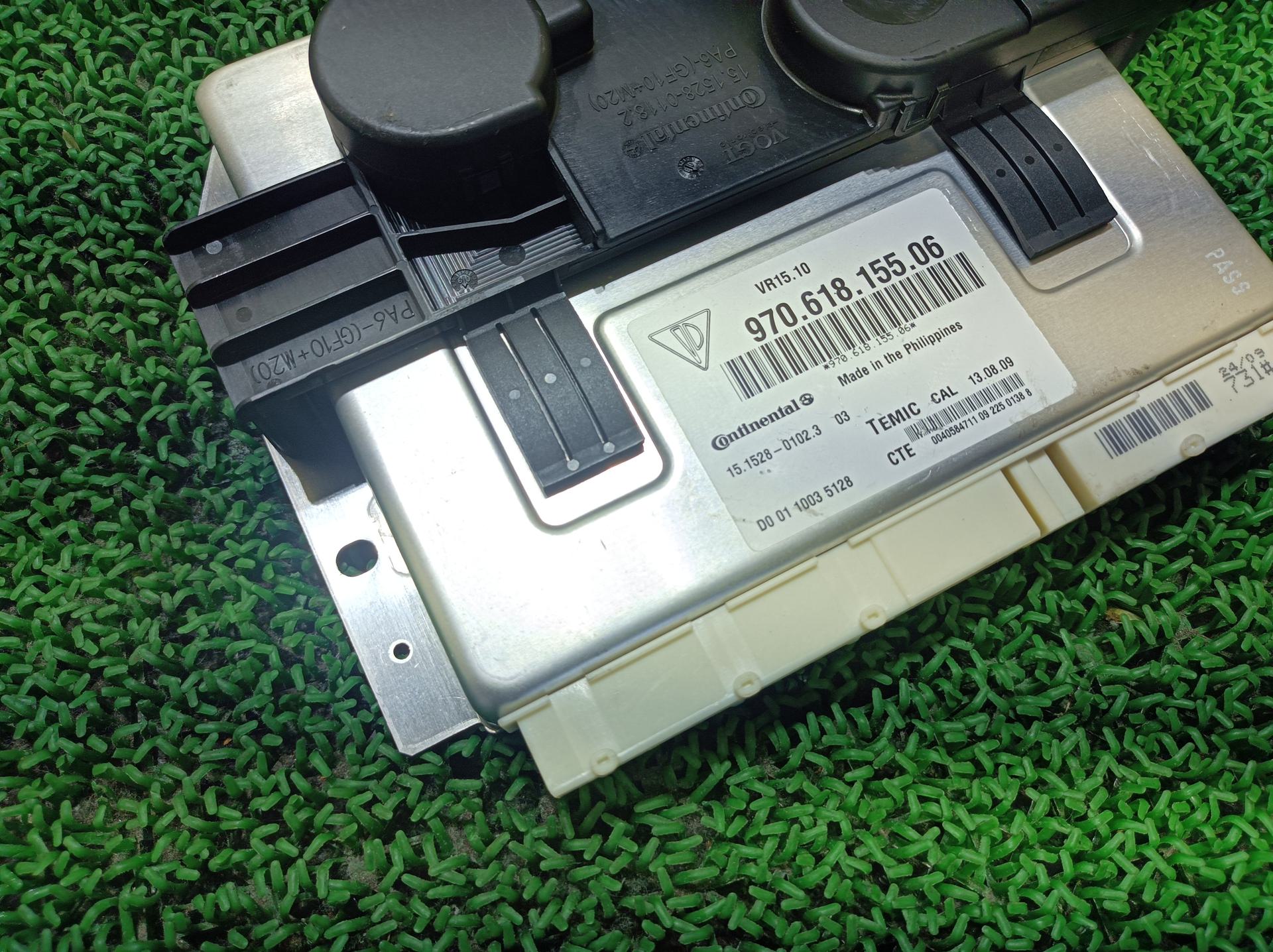 ポルシェ エアサスペンションコントロールモジュール パナメーラ 4S ABA-970M48A 970M48A 2010