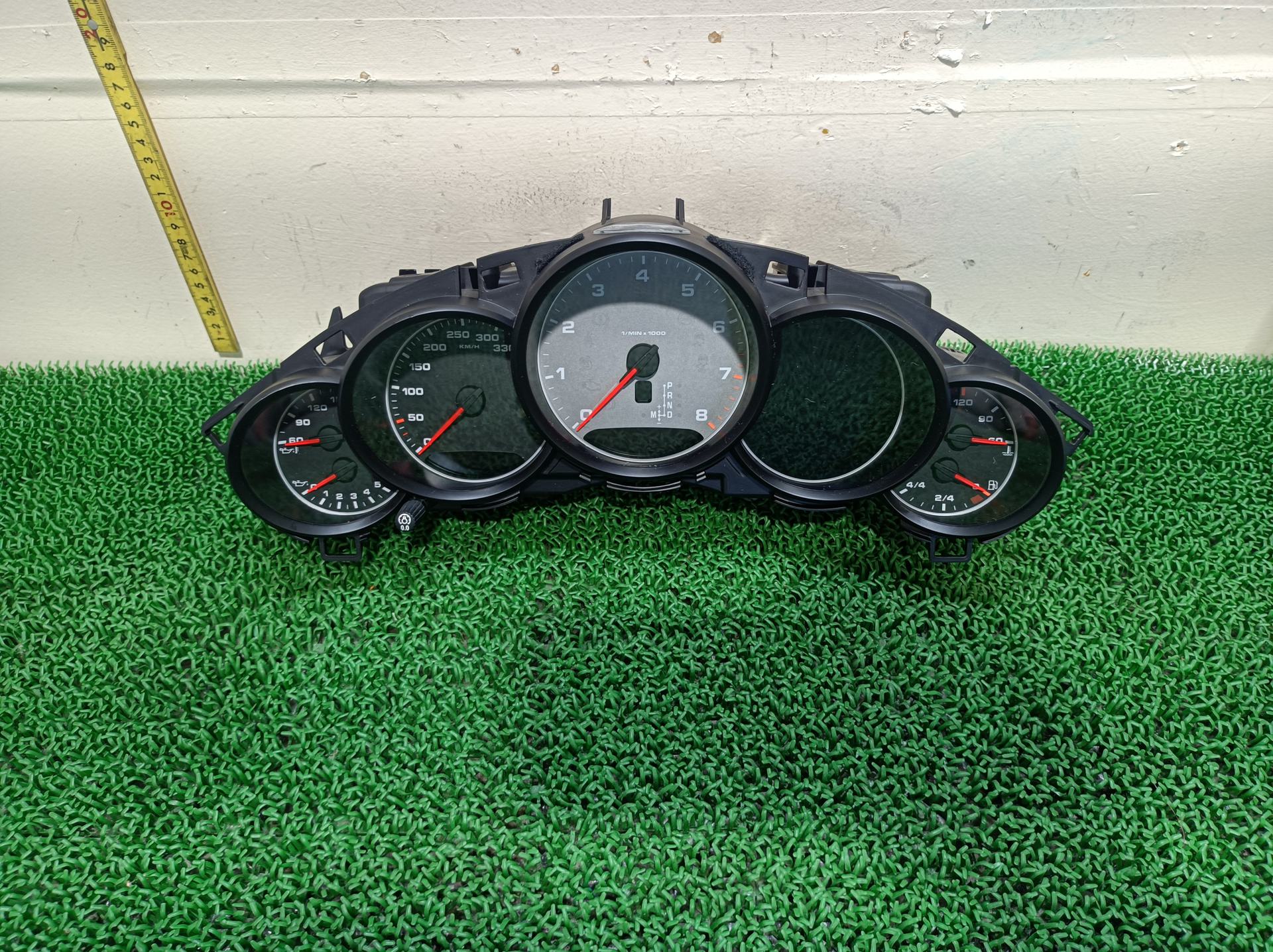 ポルシェ スピードメーター パナメーラ 4S ABA-970M48A 970M48A 2010