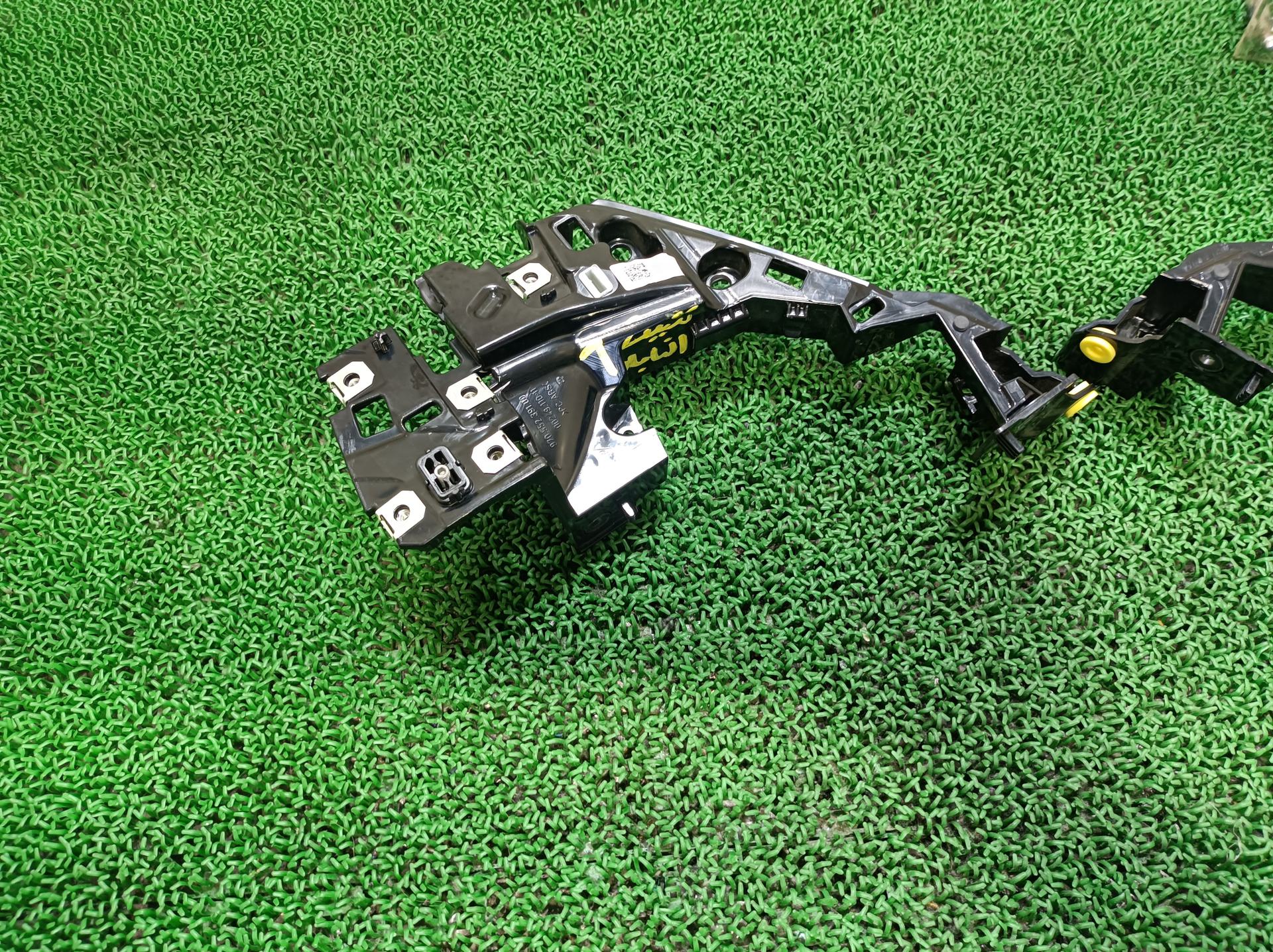 ポルシェ ダッシュボードマワントブラケット パナメーラ 4S ABA-970M48A 970M48A 2010