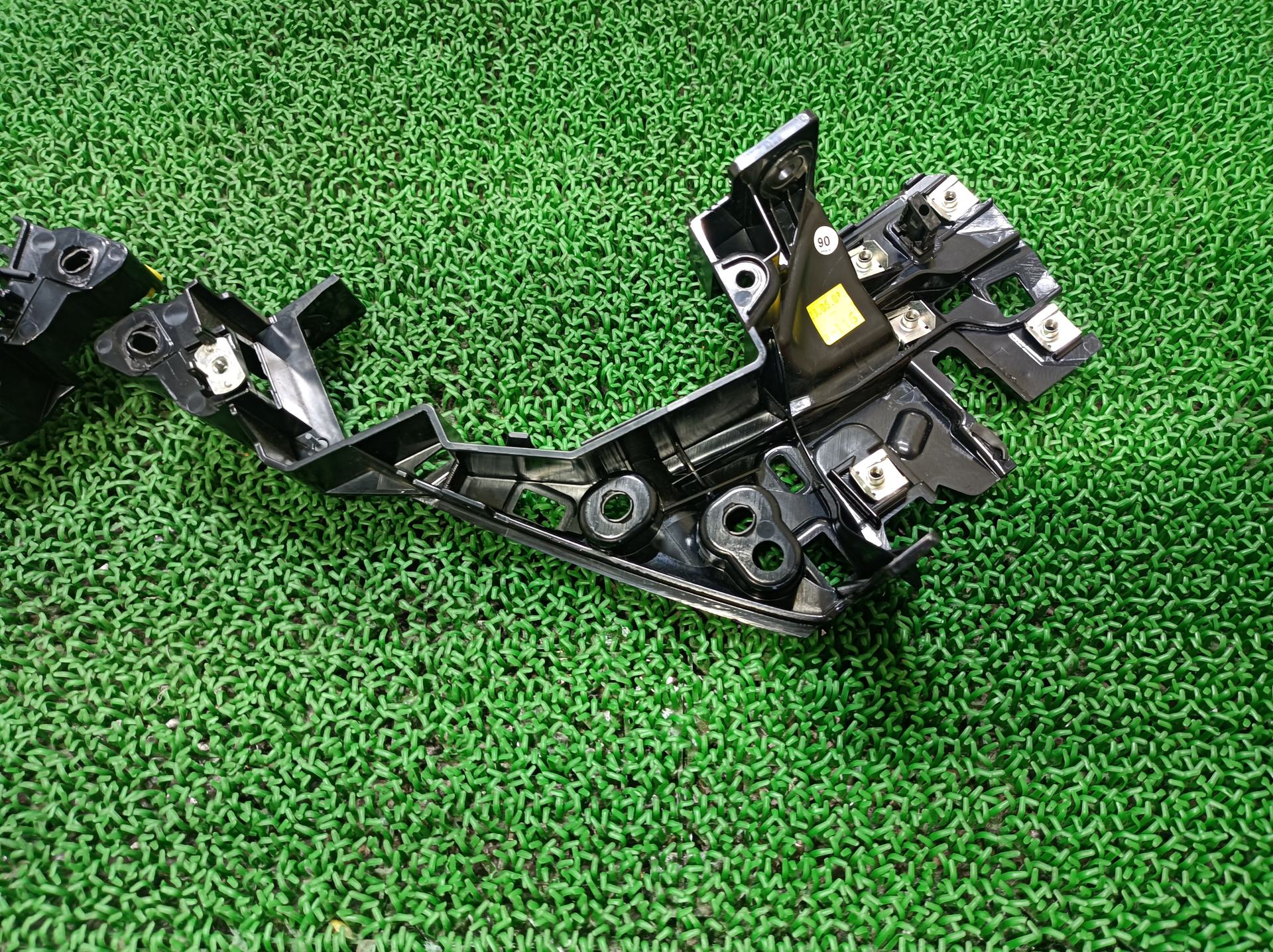 ポルシェ ダッシュボードマワントブラケット パナメーラ 4S ABA-970M48A 970M48A 2010
