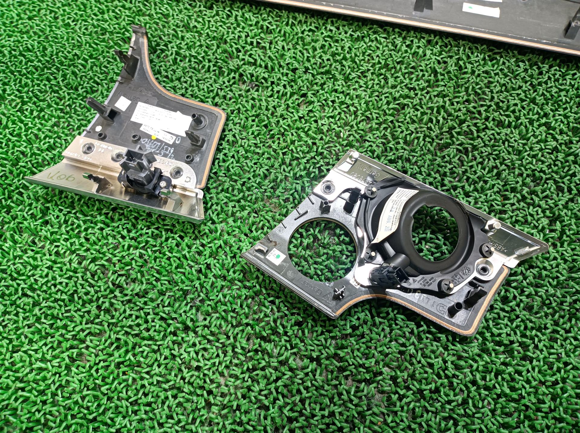 ポルシェ ダッシュボードトリム パナメーラ 4S ABA-970M48A 970M48A 2010