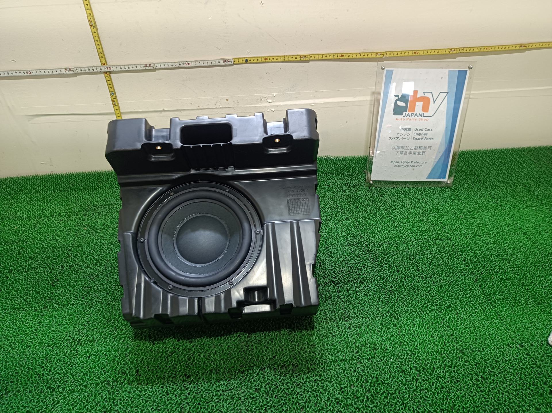 ポルシェ リアサブウーファー パナメーラ 4S ABA-970M48A 970M48A 2010