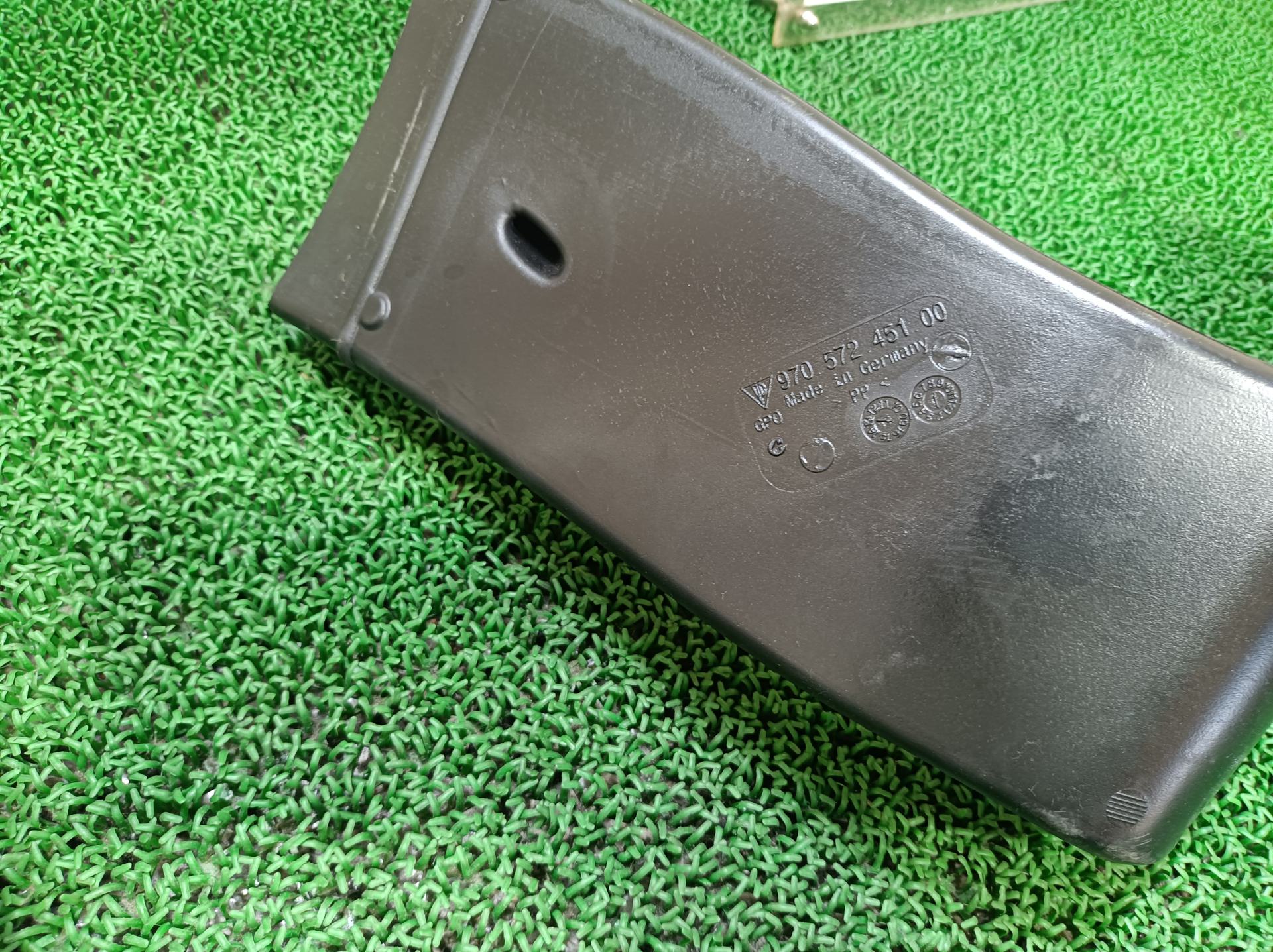 ポルシェ エアダクト パナメーラ 4S ABA-970M48A 970M48A 2010