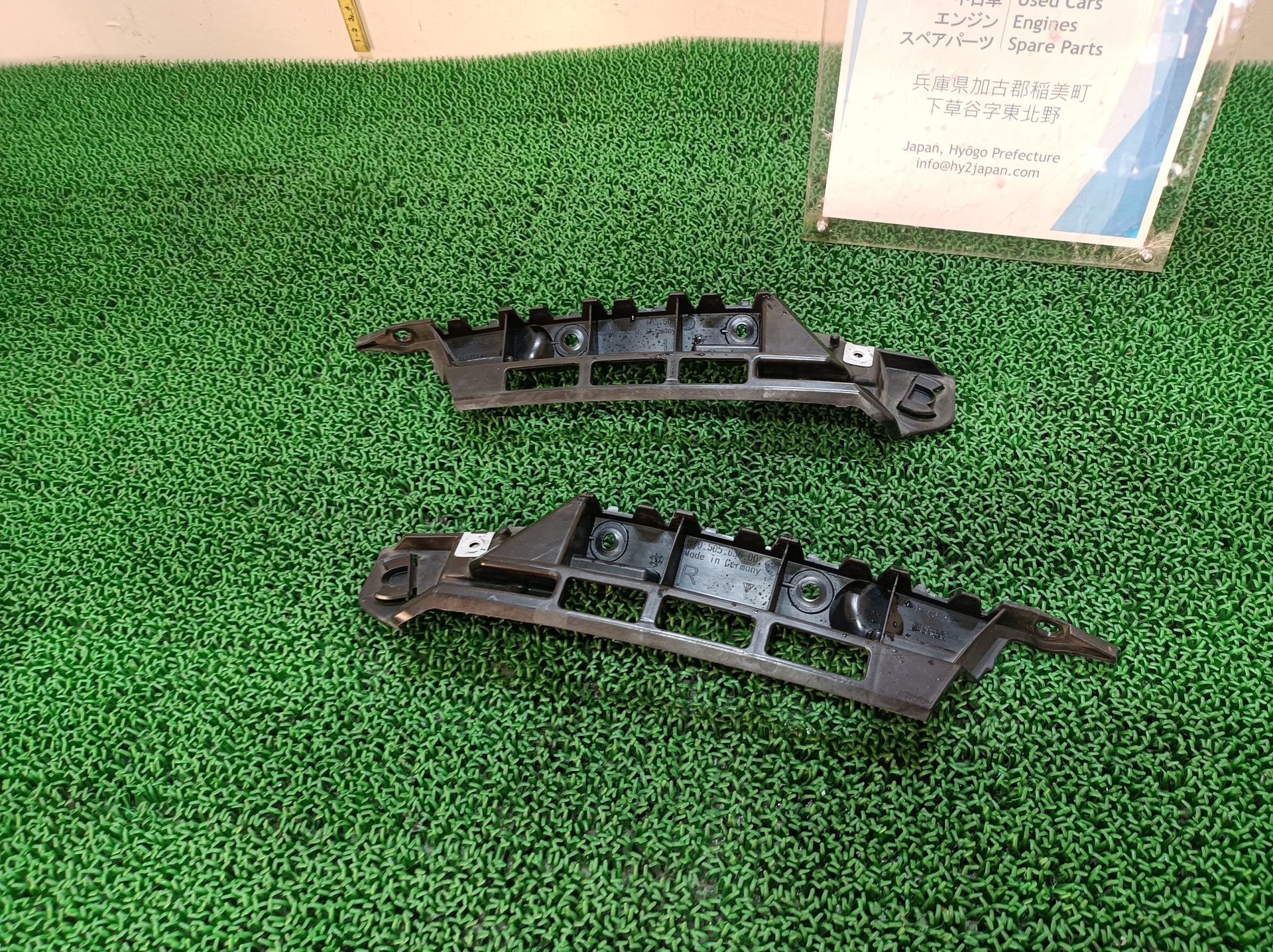 ポルシェ リアバンパーブラケット 左右 パナメーラ 4S ABA-970M48A 970M48A 2010