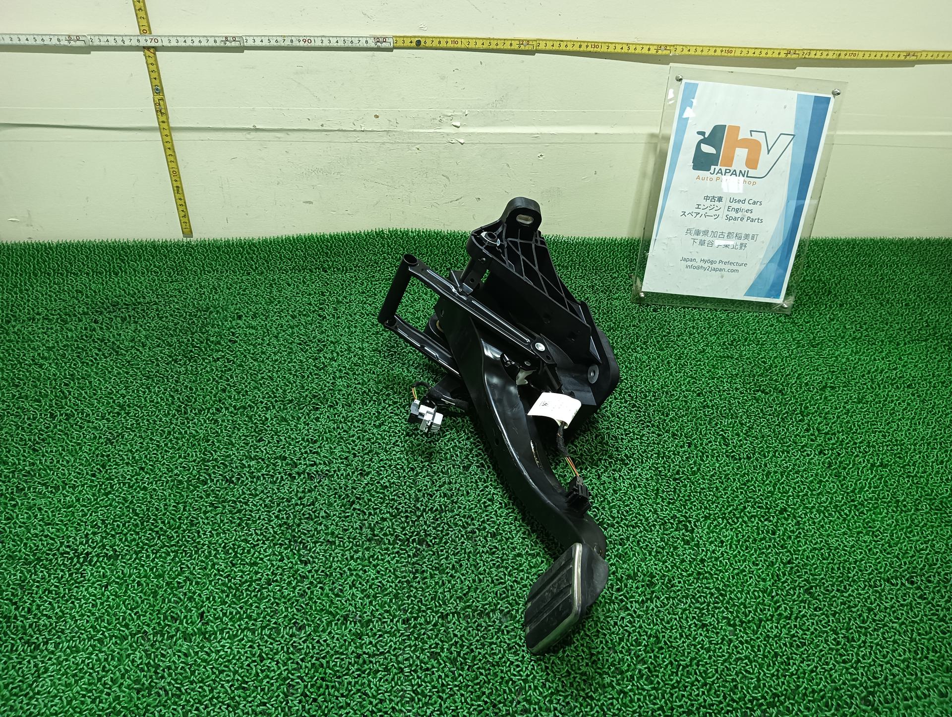 ポルシェ アクセルペダル パナメーラ 4S ABA-970M48A 970M48A 2010
