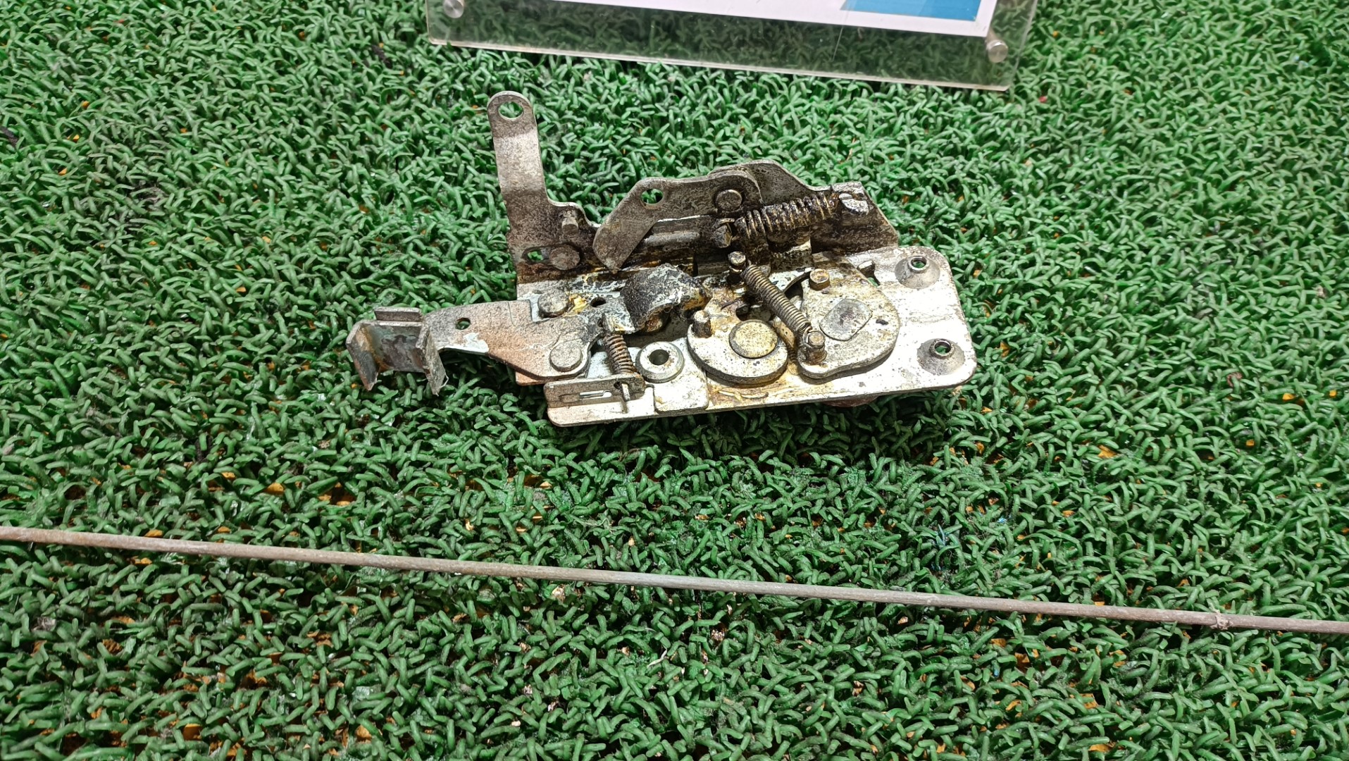 BMW フロントドアロック 右 1502 - 2002tti 走行49156㎞ 1976 hyj#