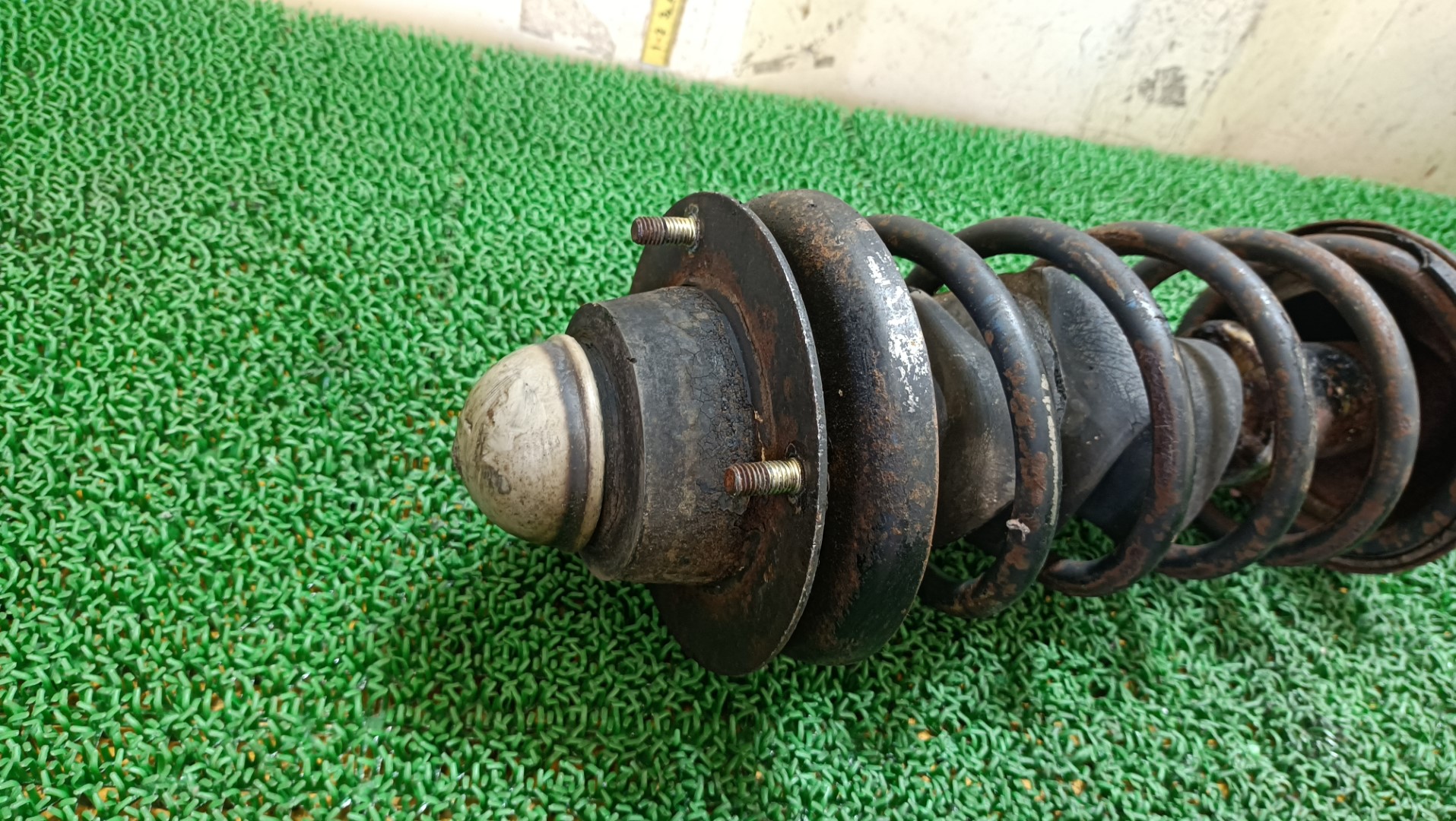 BMW フロントナックルハブ 左 1502 - 2002tti 走行 49156 Km 1976