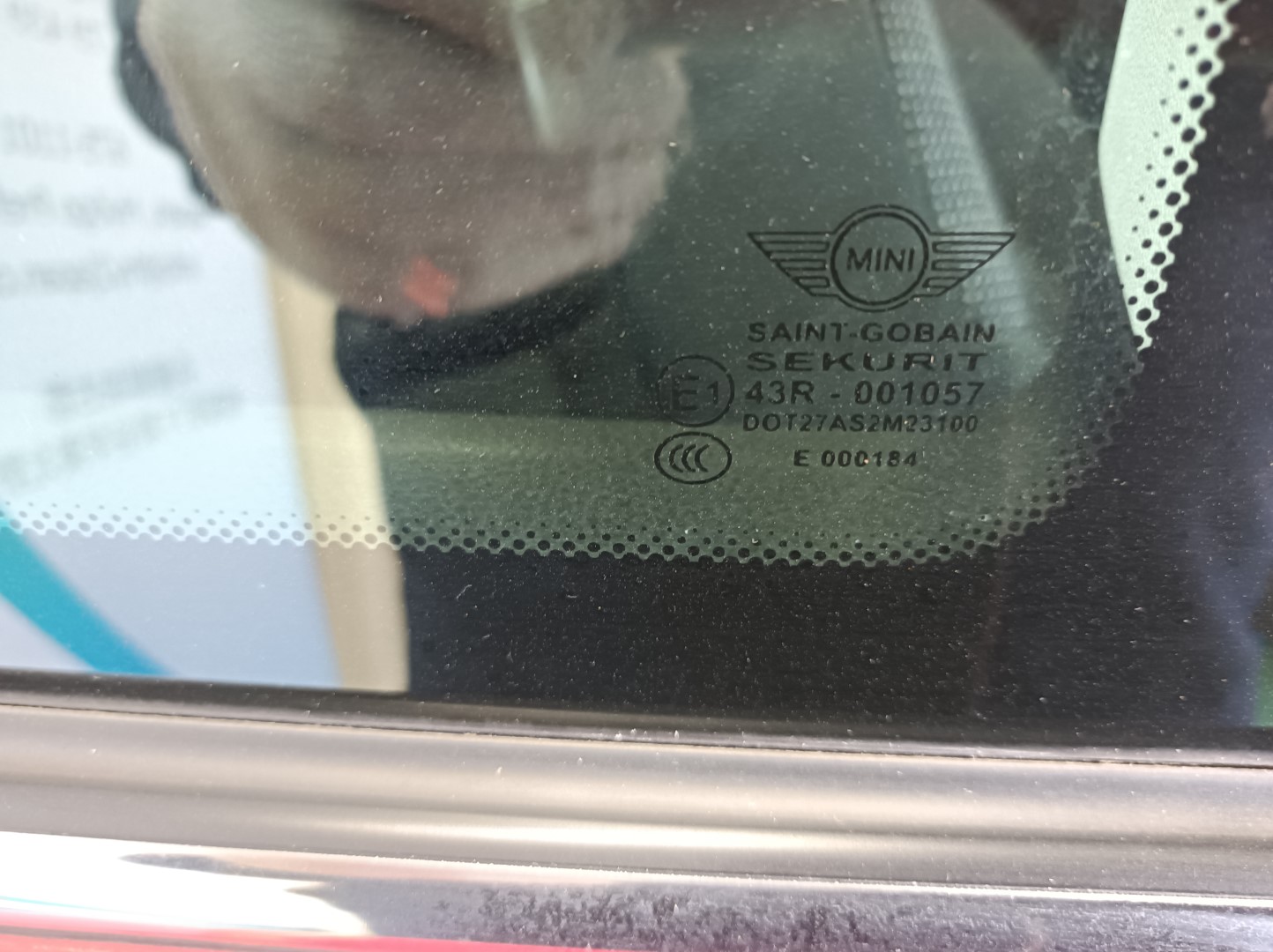 BMW ミニ ミニワン R56 コンソールボックス ABA-ME14 2007