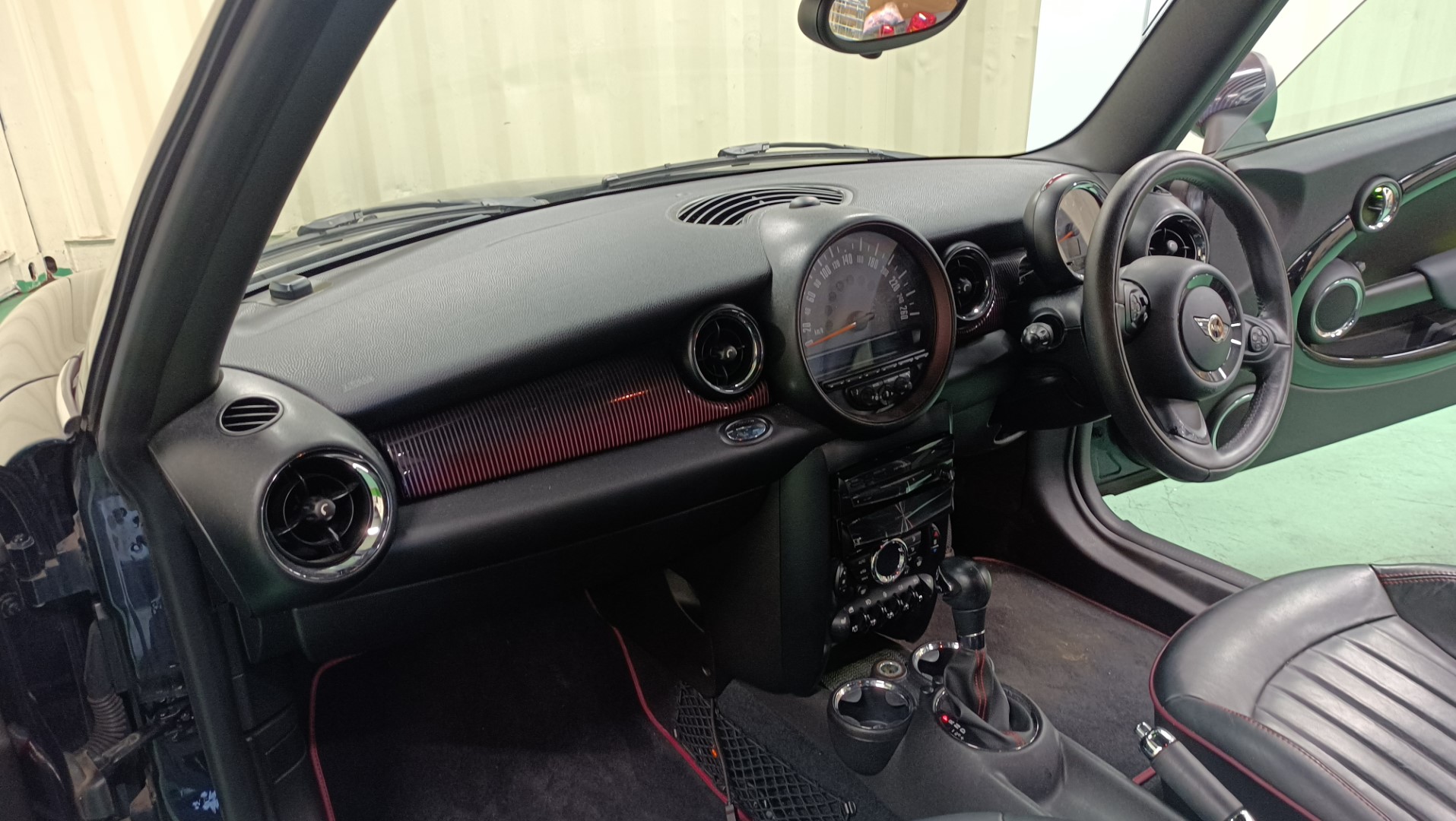 BMW ミニ インストルメントパネル クーパークラブマン DBA-ZF16 ( R55 ) 2012