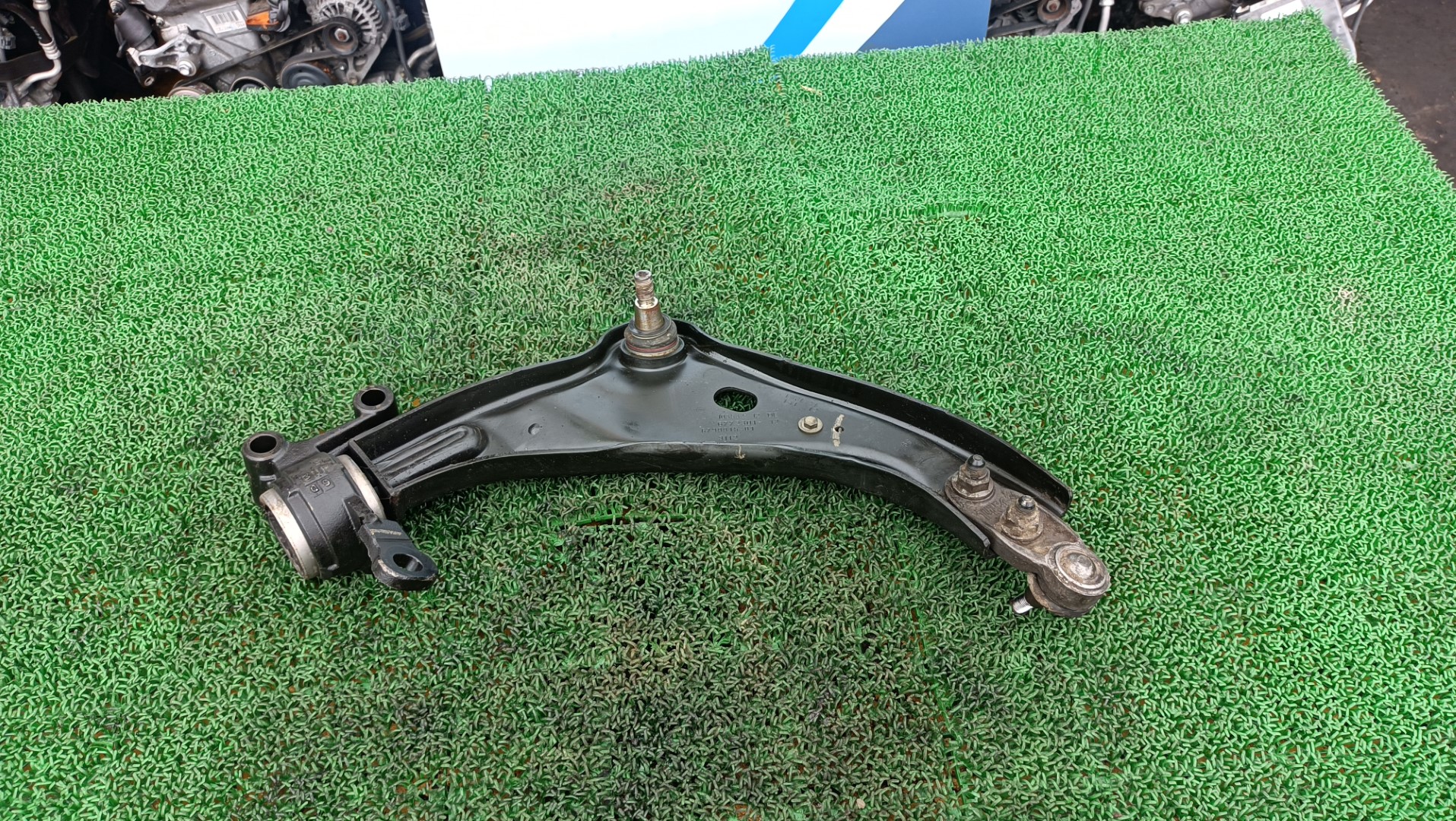 BMW ミニ フロントコントロールアーム 左 クーパークラブマン 走行 129015km DBA-ZF16 ( R55 ) 2012