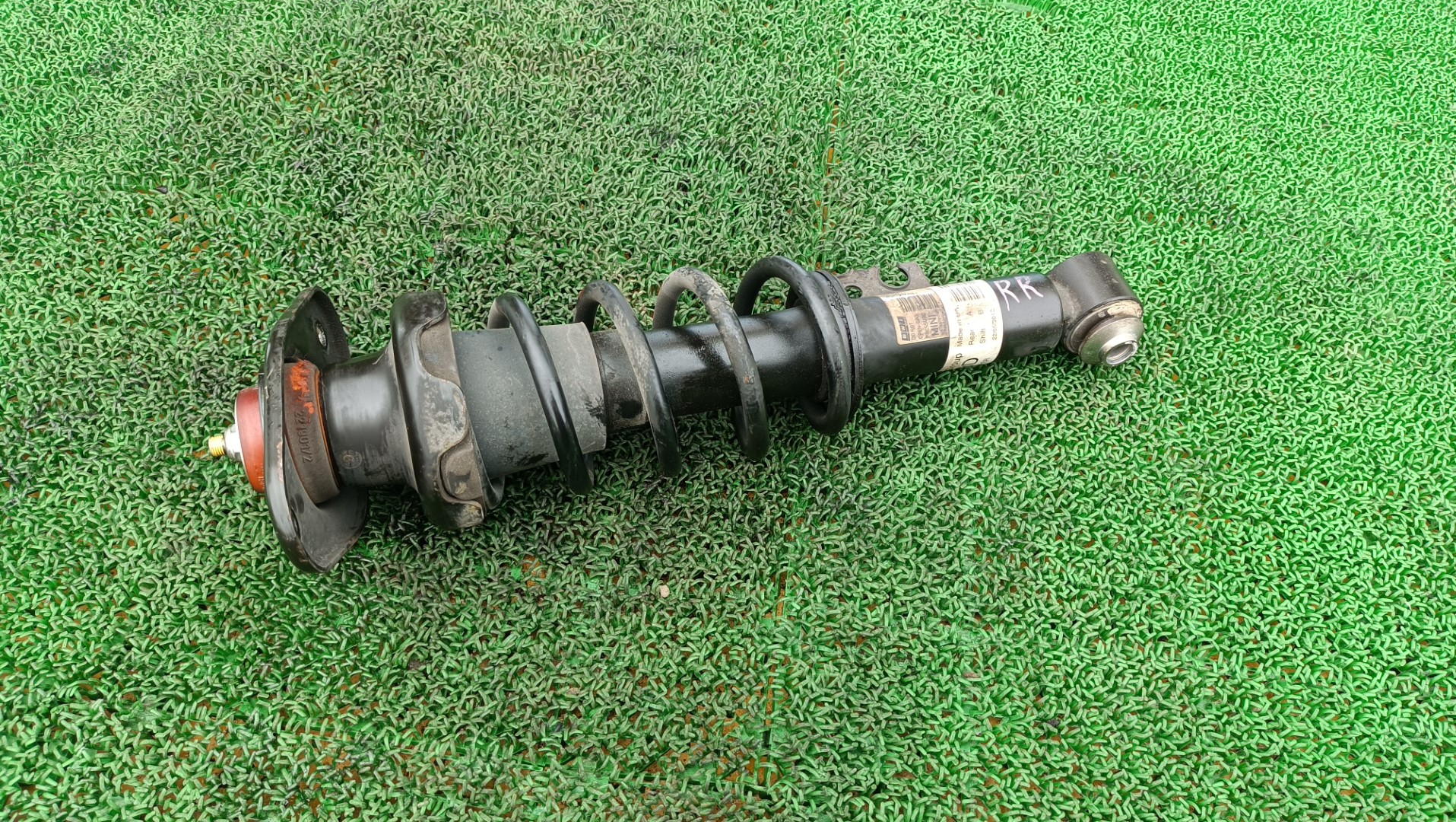 BMW ミニ リアショックアブソーバー 右 クーパークラブマン 走行 129015km DBA-ZF16 ( R55 ) 2012