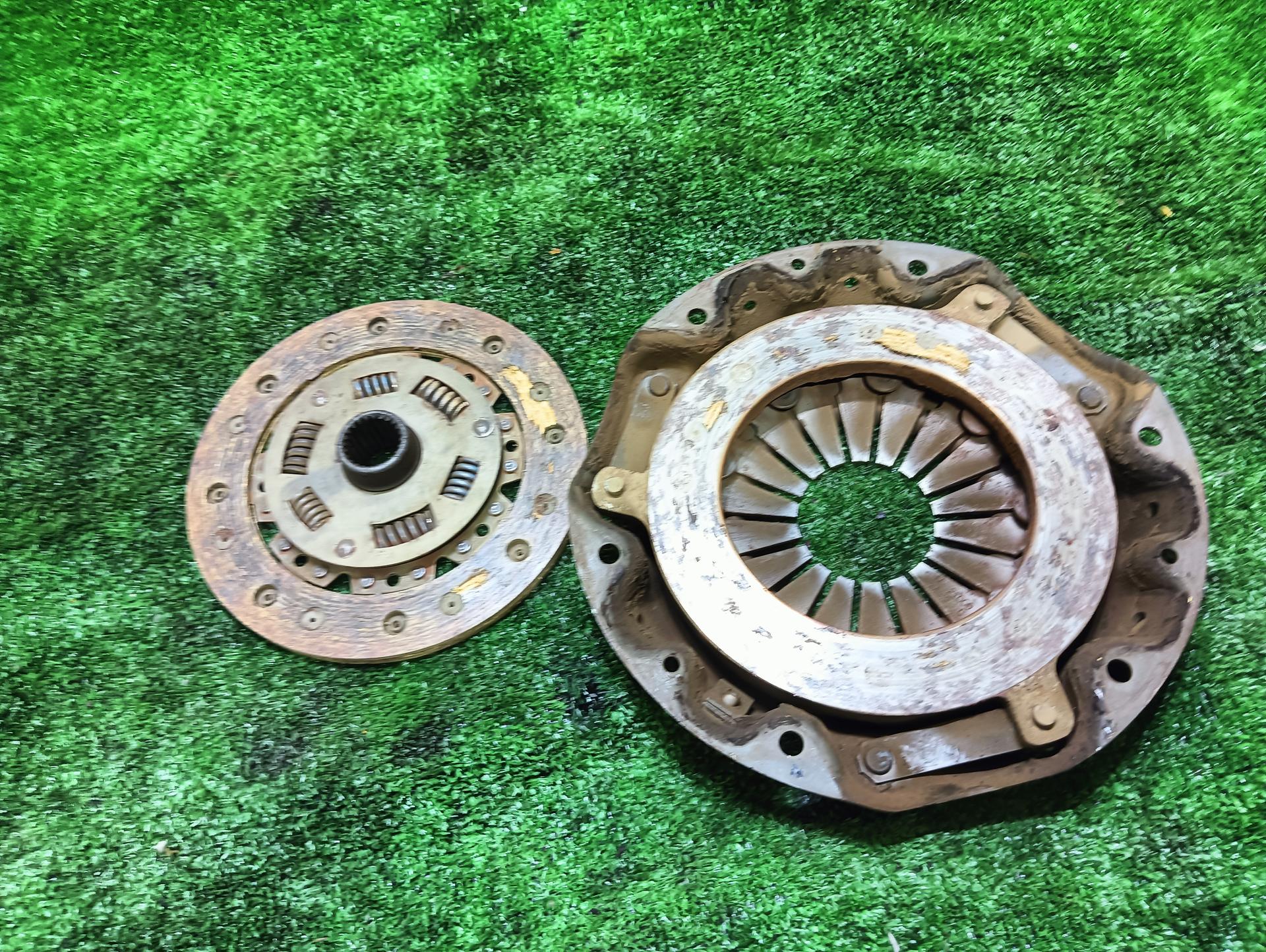 日産 クラッチディスク+カバー ダットサン サニー PB210 PB210 B110, B310 1974