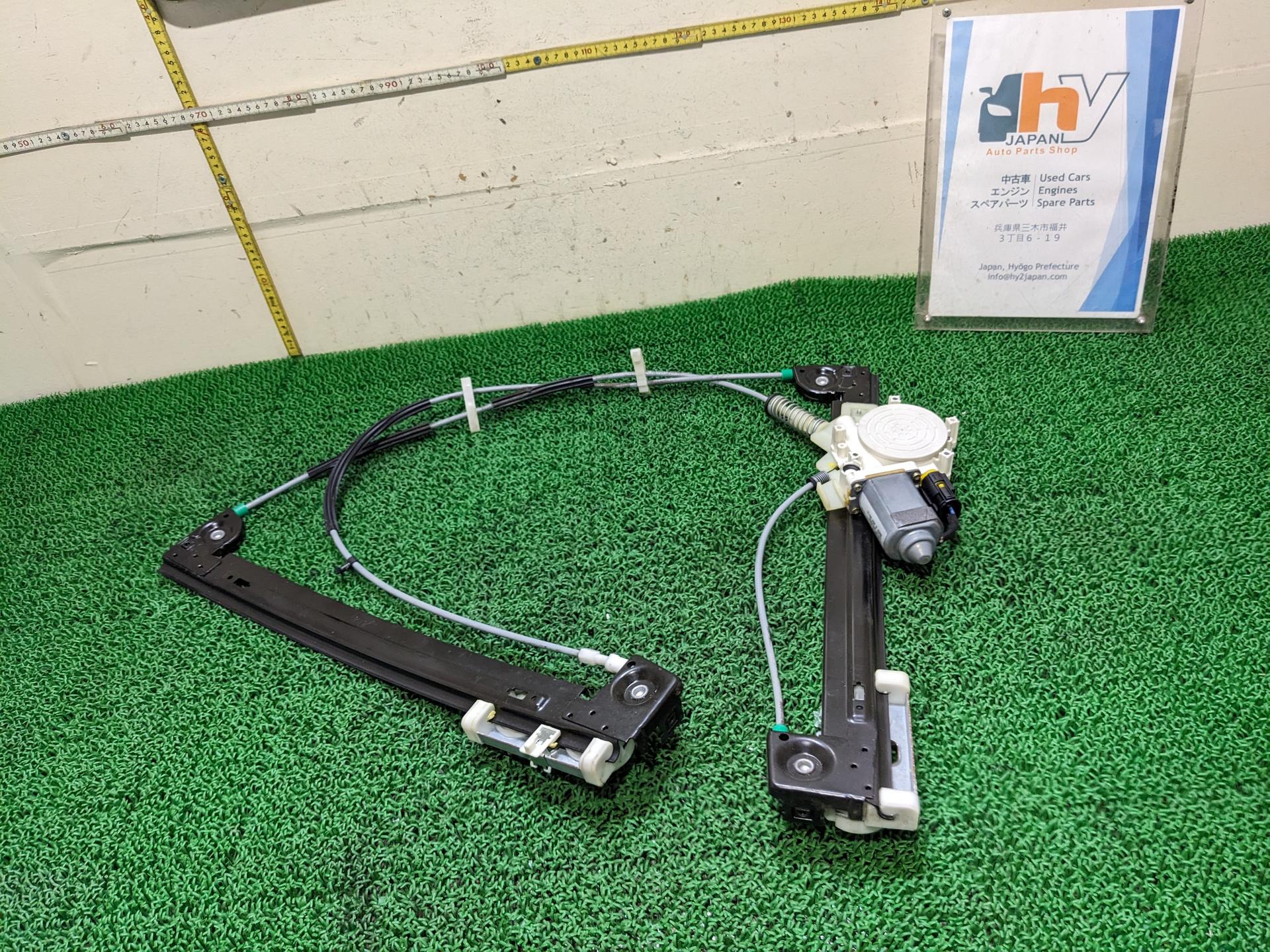 ミニ フロントウィンドウレギュレーター 左 カブリオレ R52